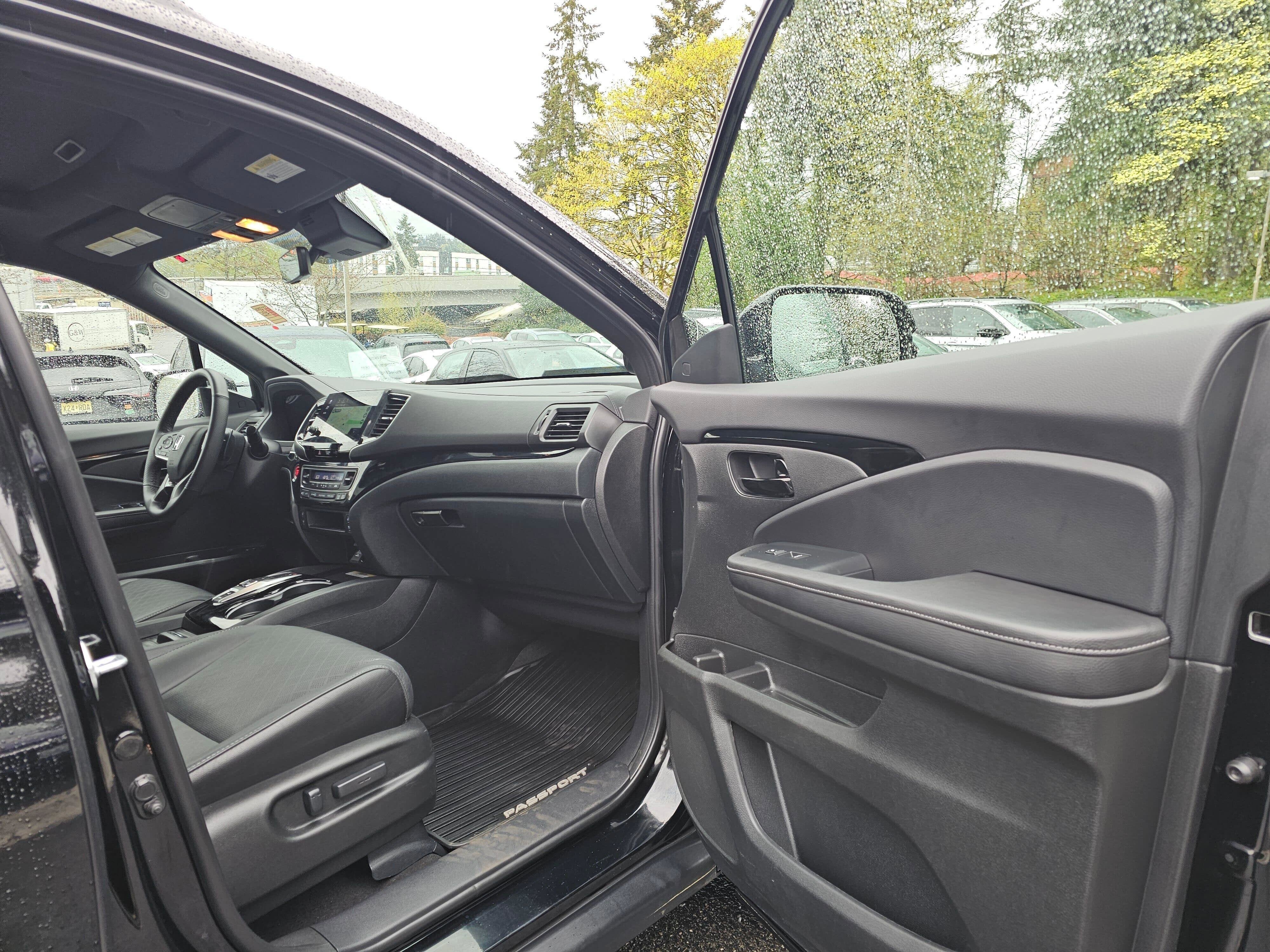 2023 Honda Passport Elite