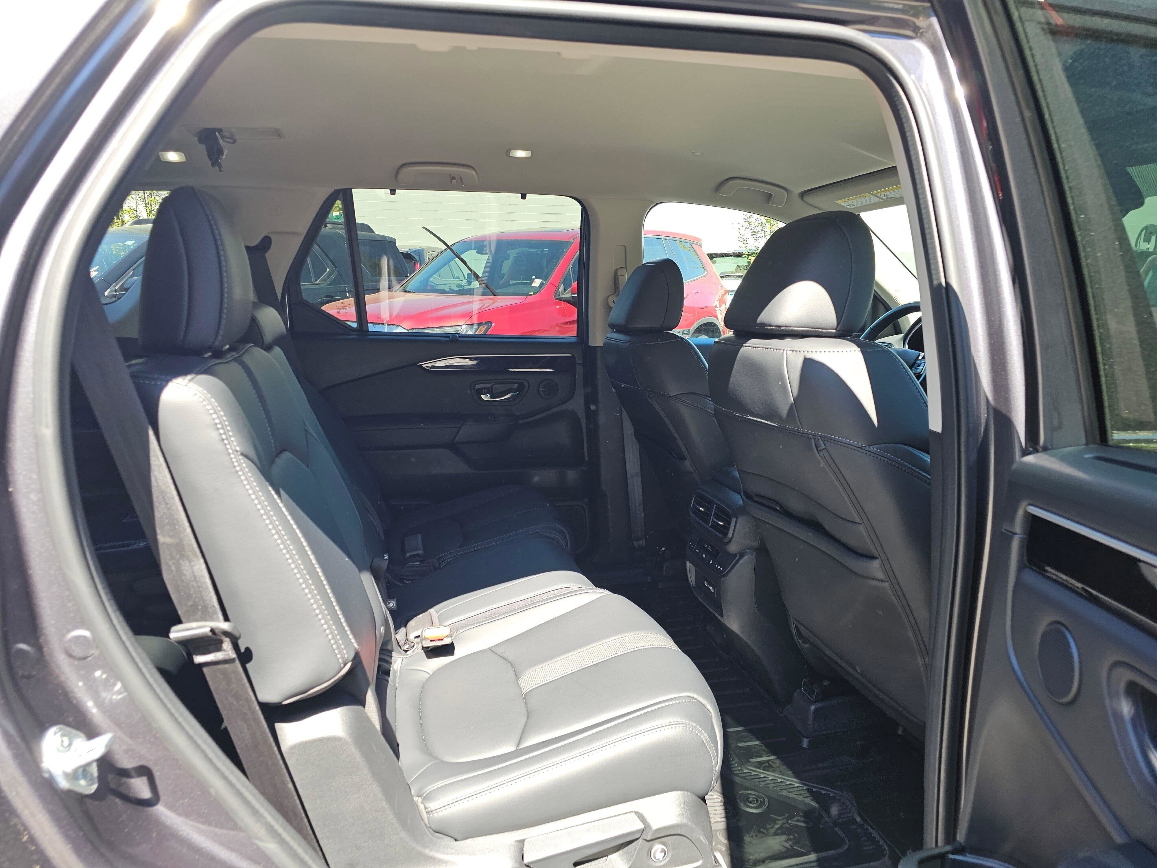 2023 Honda Pilot EX-L 8 Passenger