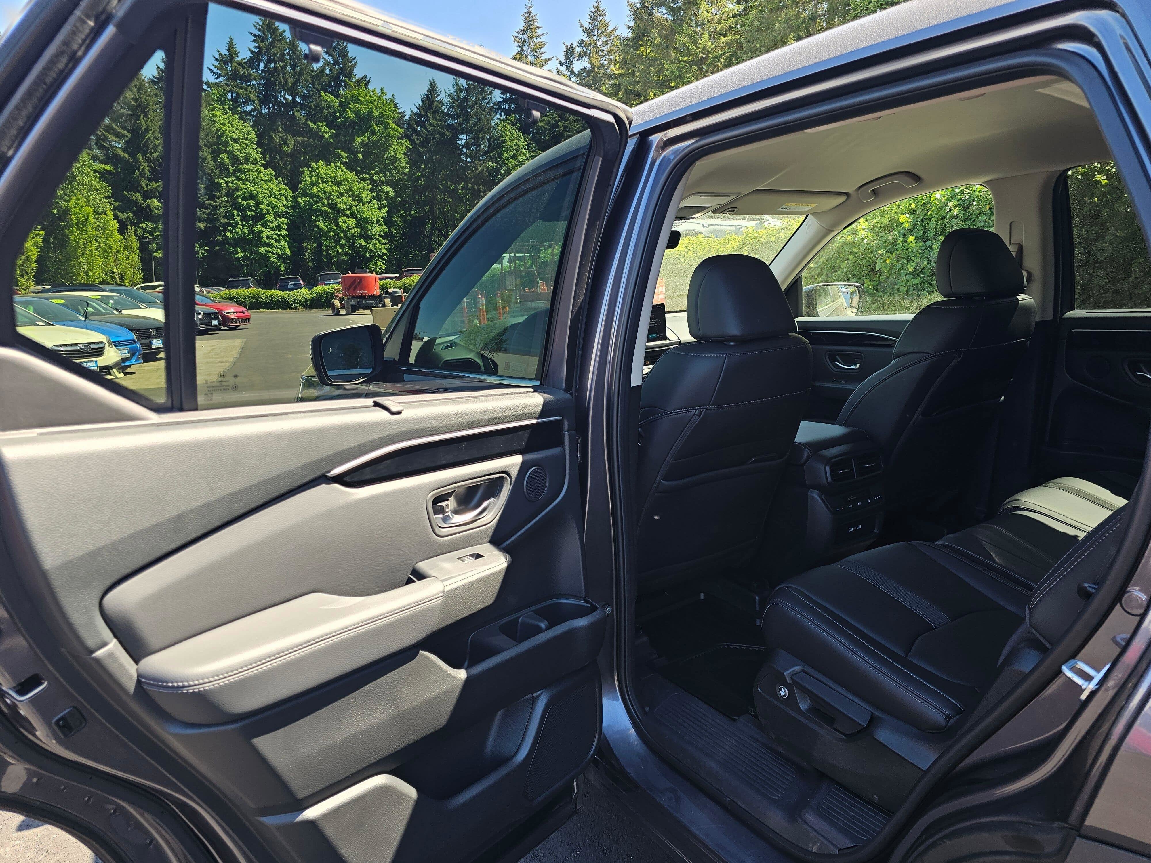 2023 Honda Pilot EX-L 8 Passenger