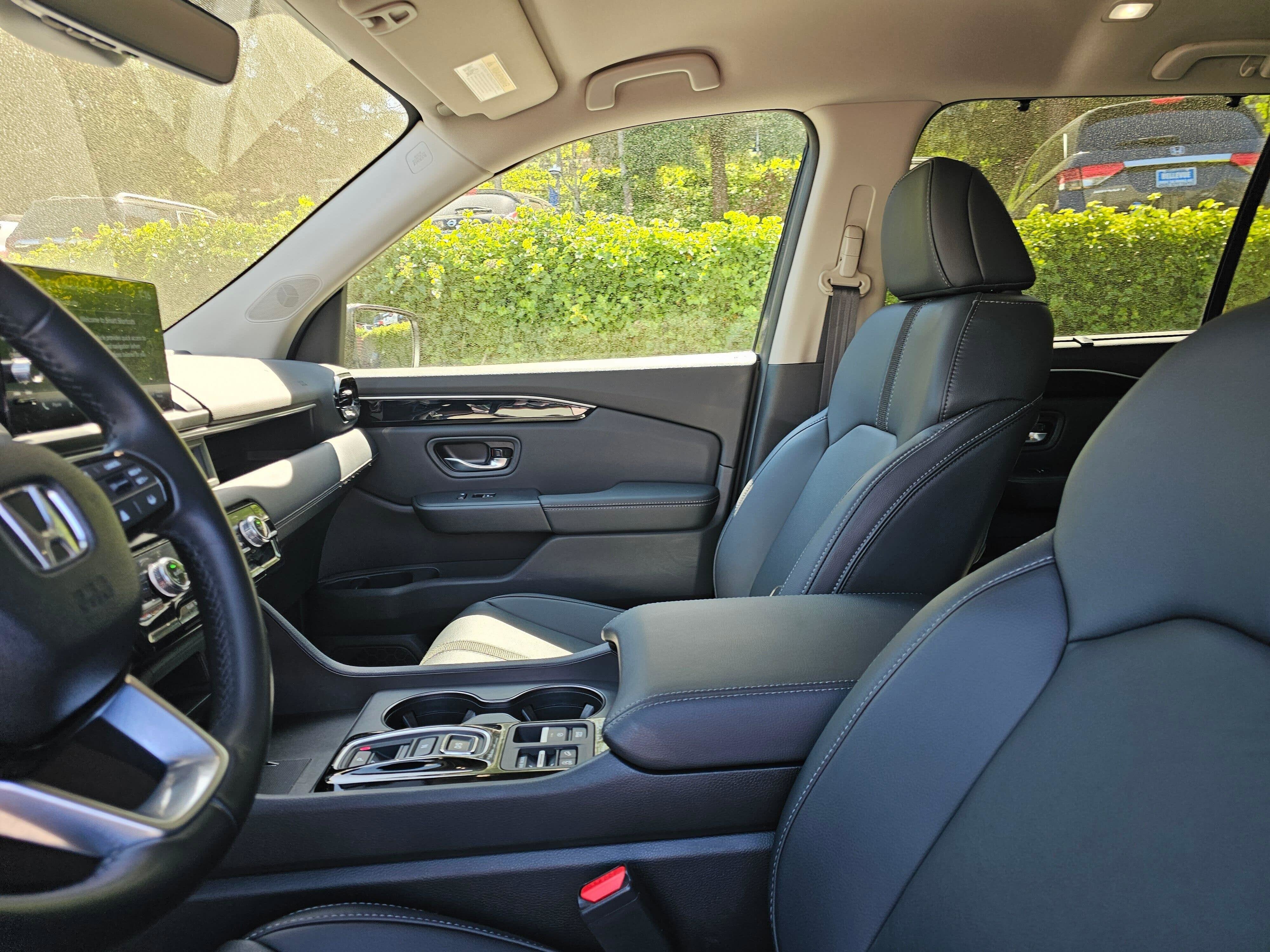 2023 Honda Pilot EX-L 8 Passenger