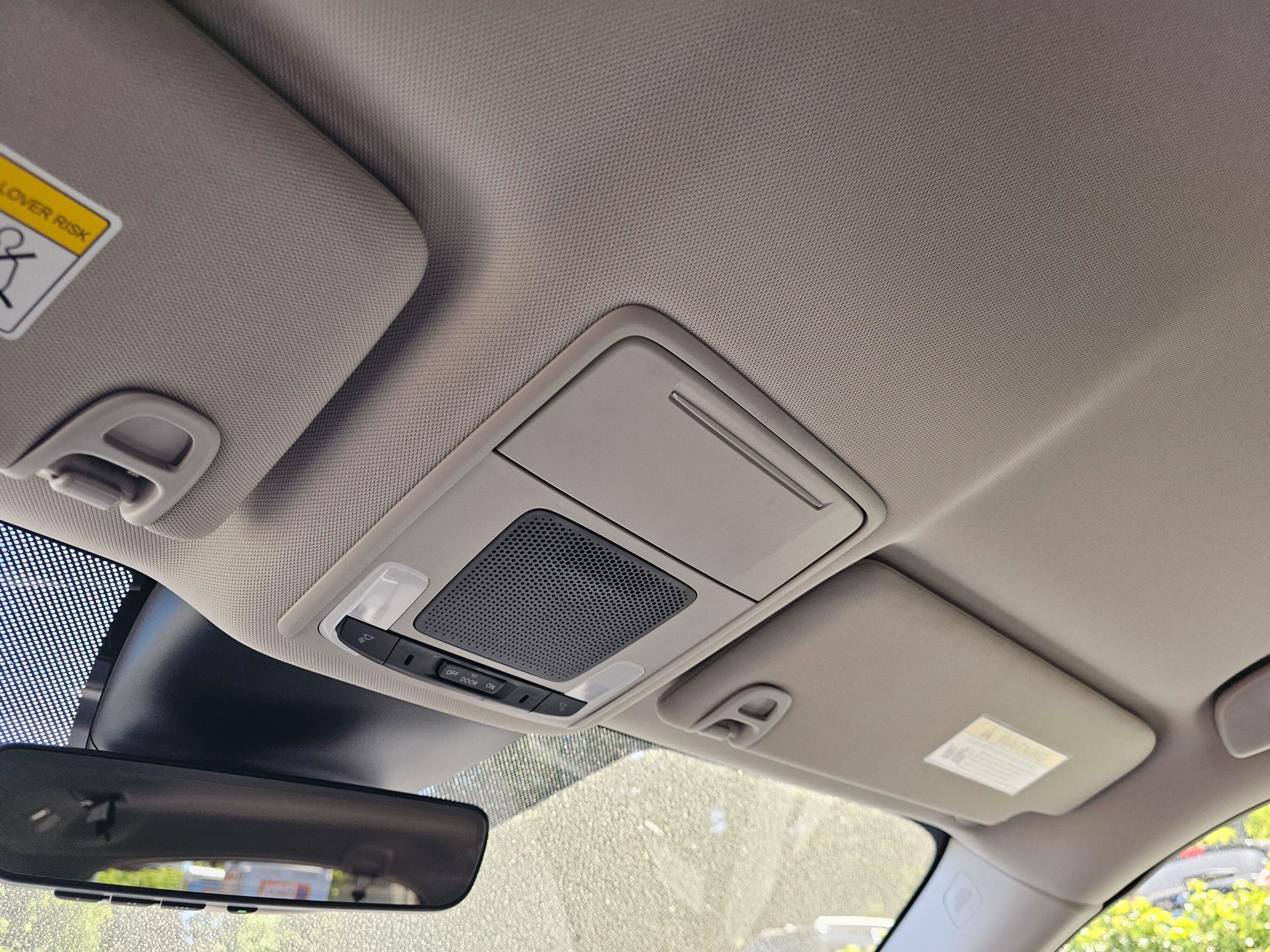 2023 Honda Pilot EX-L 8 Passenger