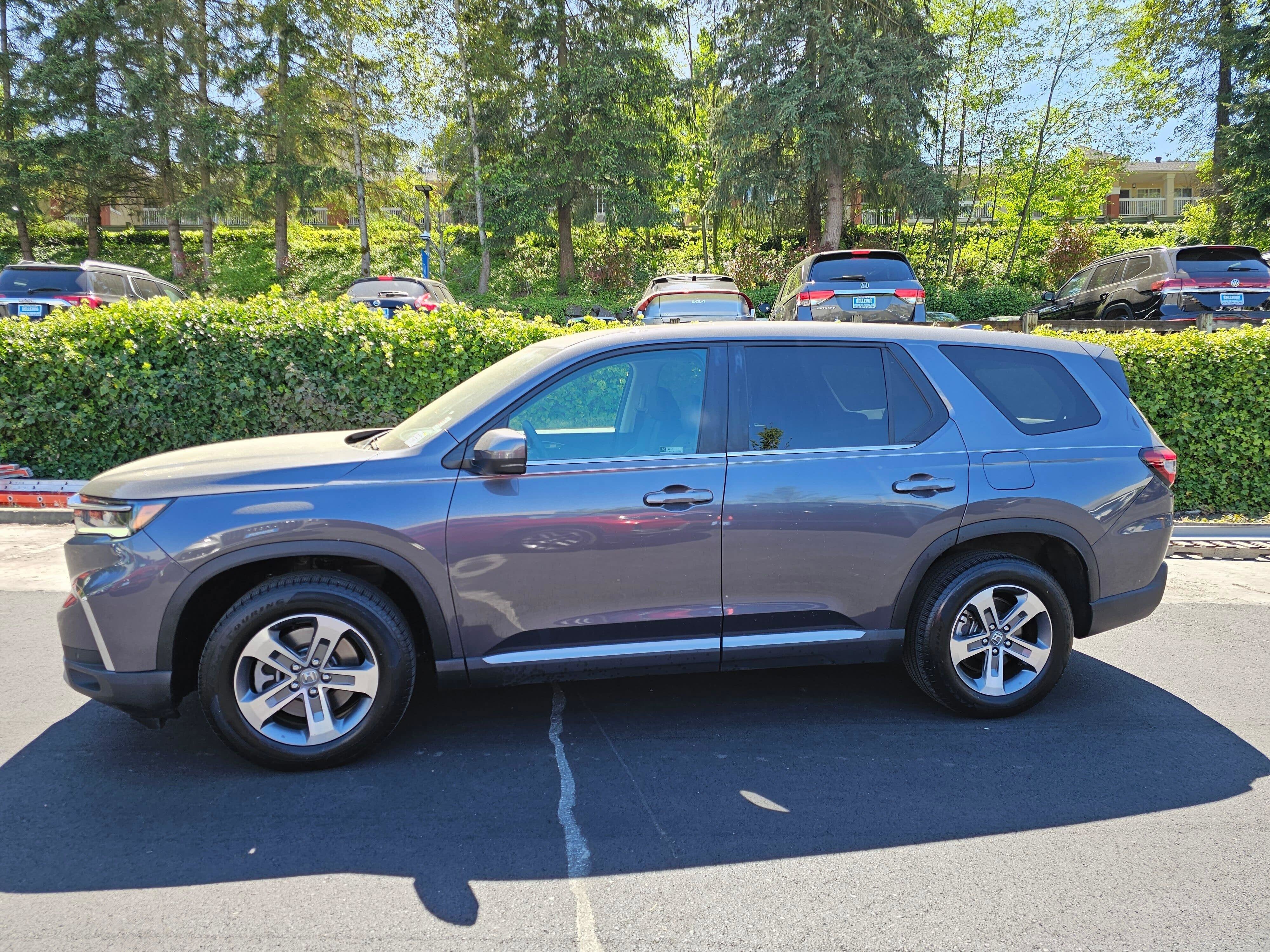 2023 Honda Pilot EX-L 8 Passenger