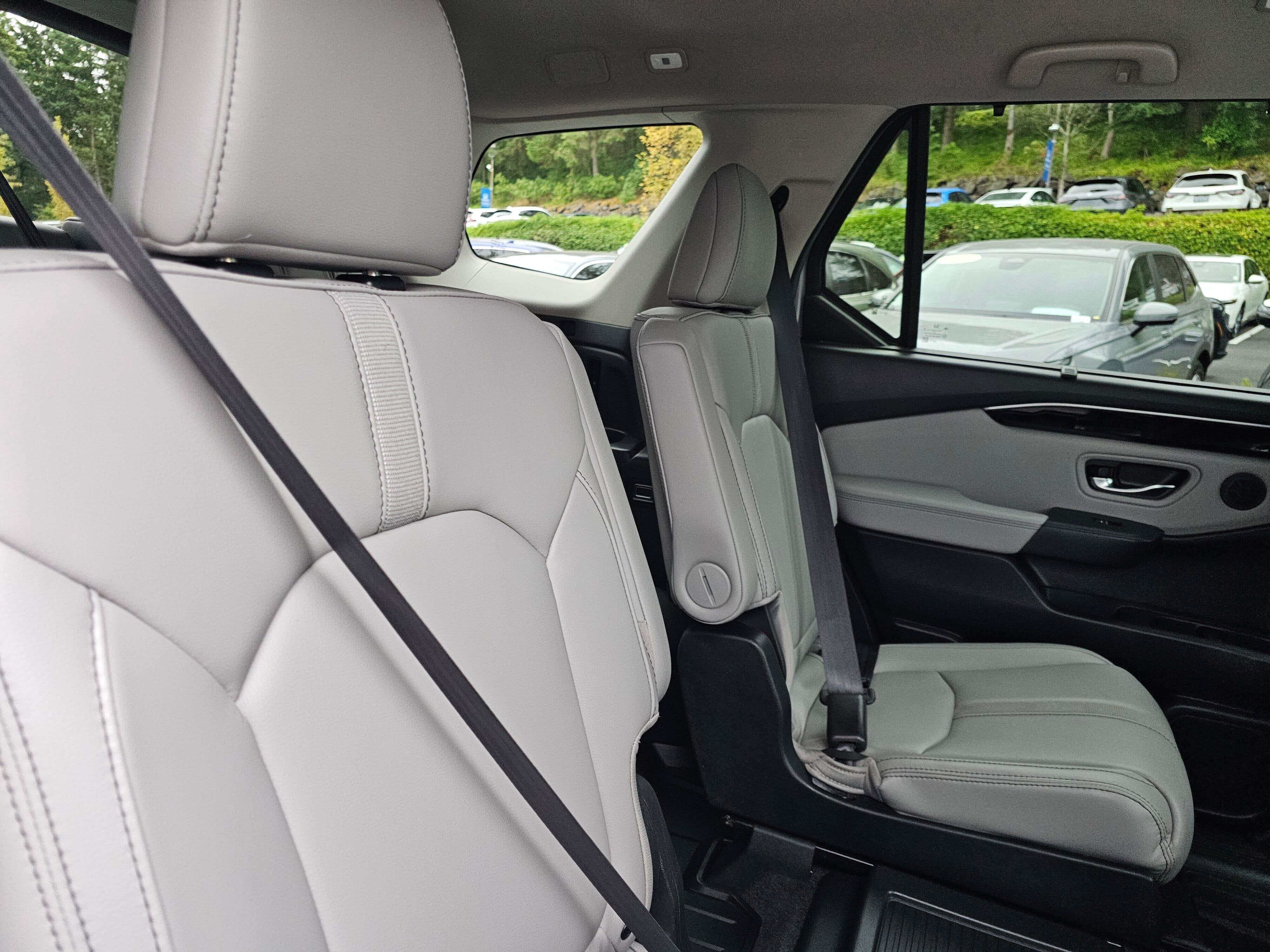 2024 Honda Pilot EX-L 7 Passenger