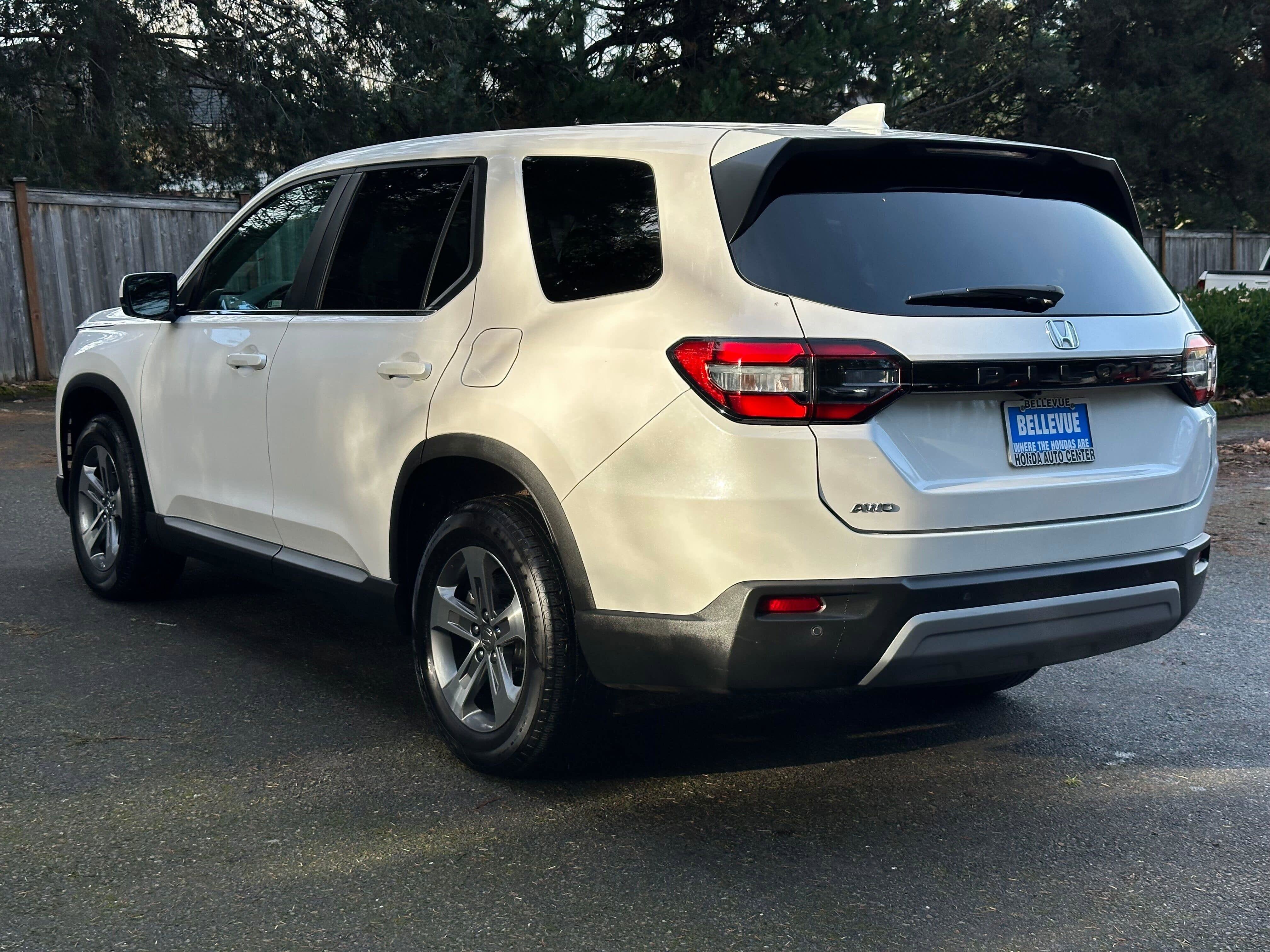 2023 Honda Pilot EX-L 7 Passenger