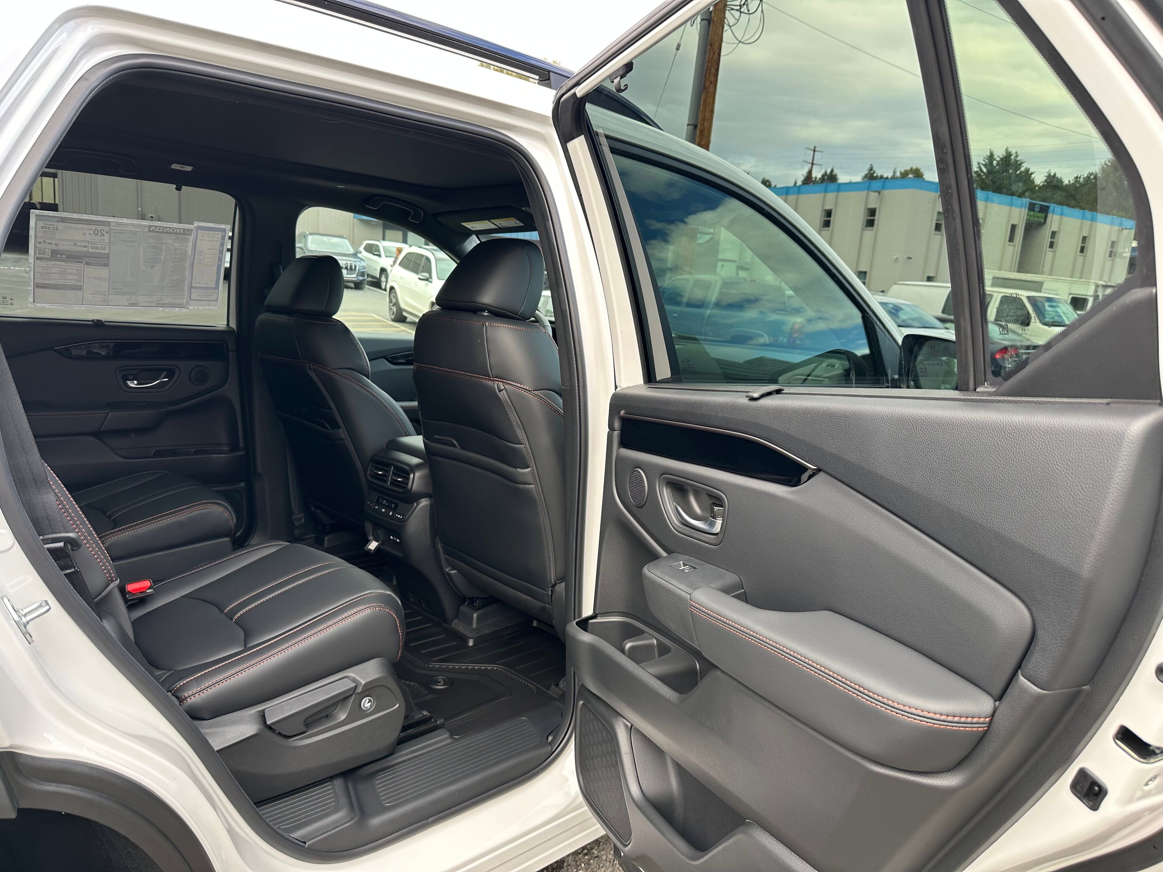 2025 Honda Pilot TrailSport