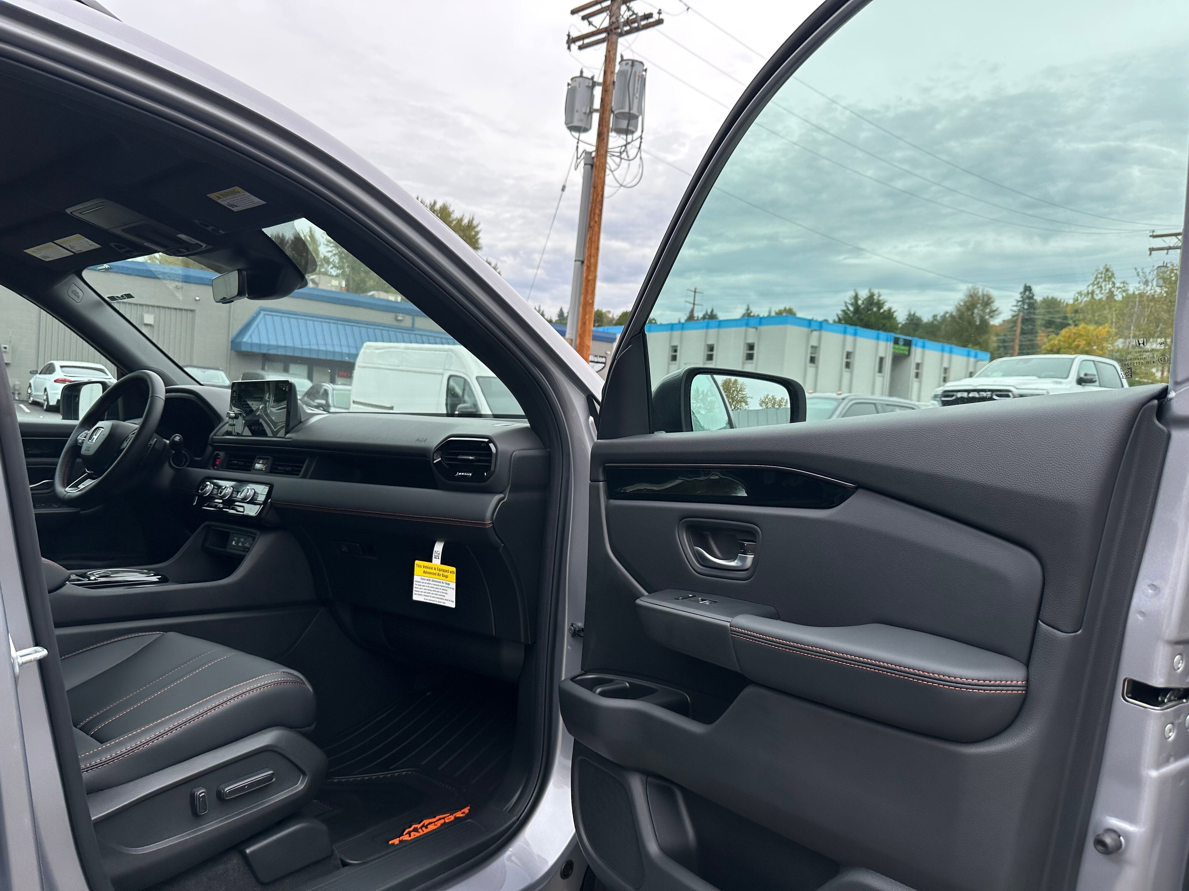 2025 Honda Pilot TrailSport