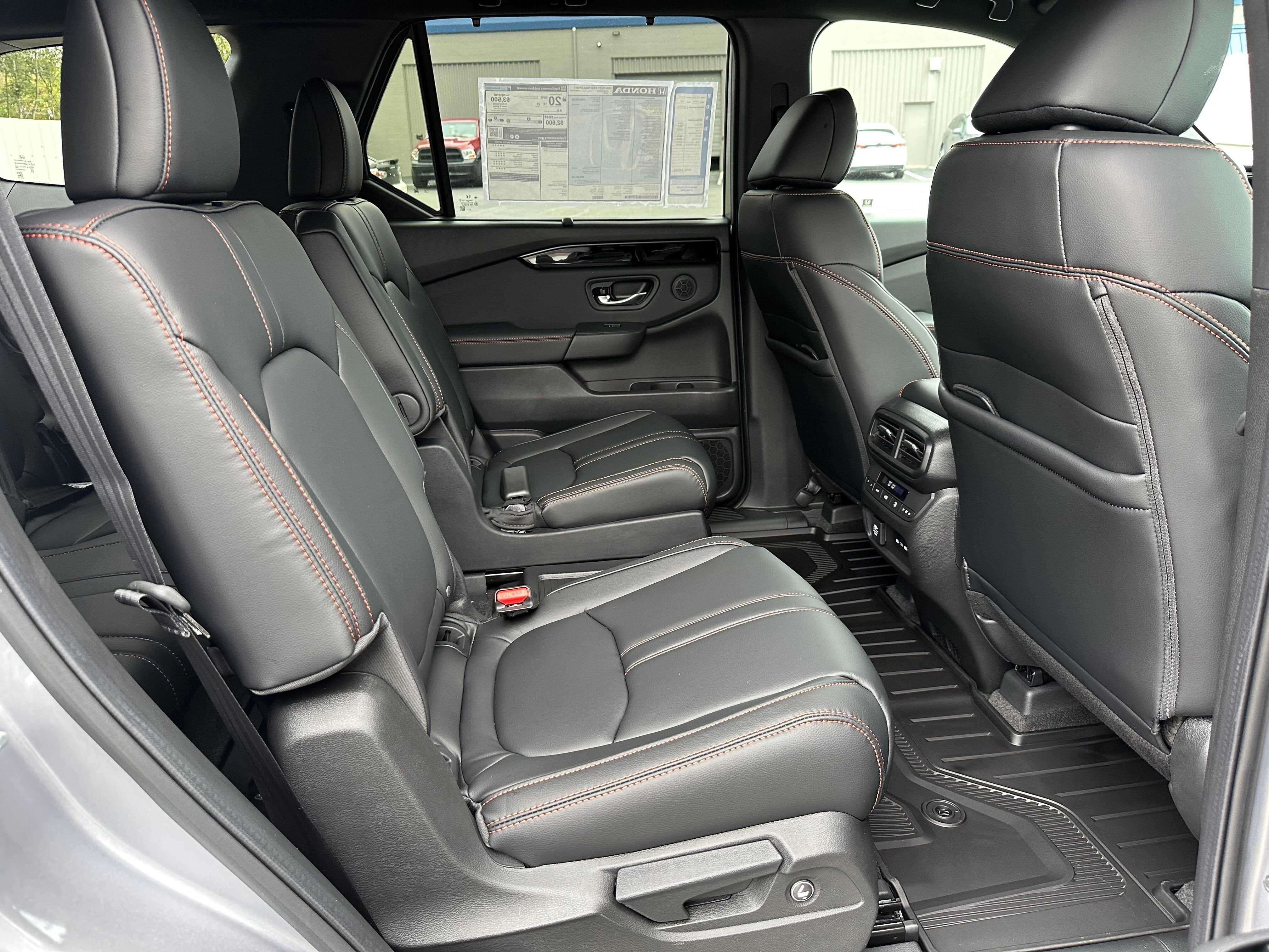 2025 Honda Pilot TrailSport