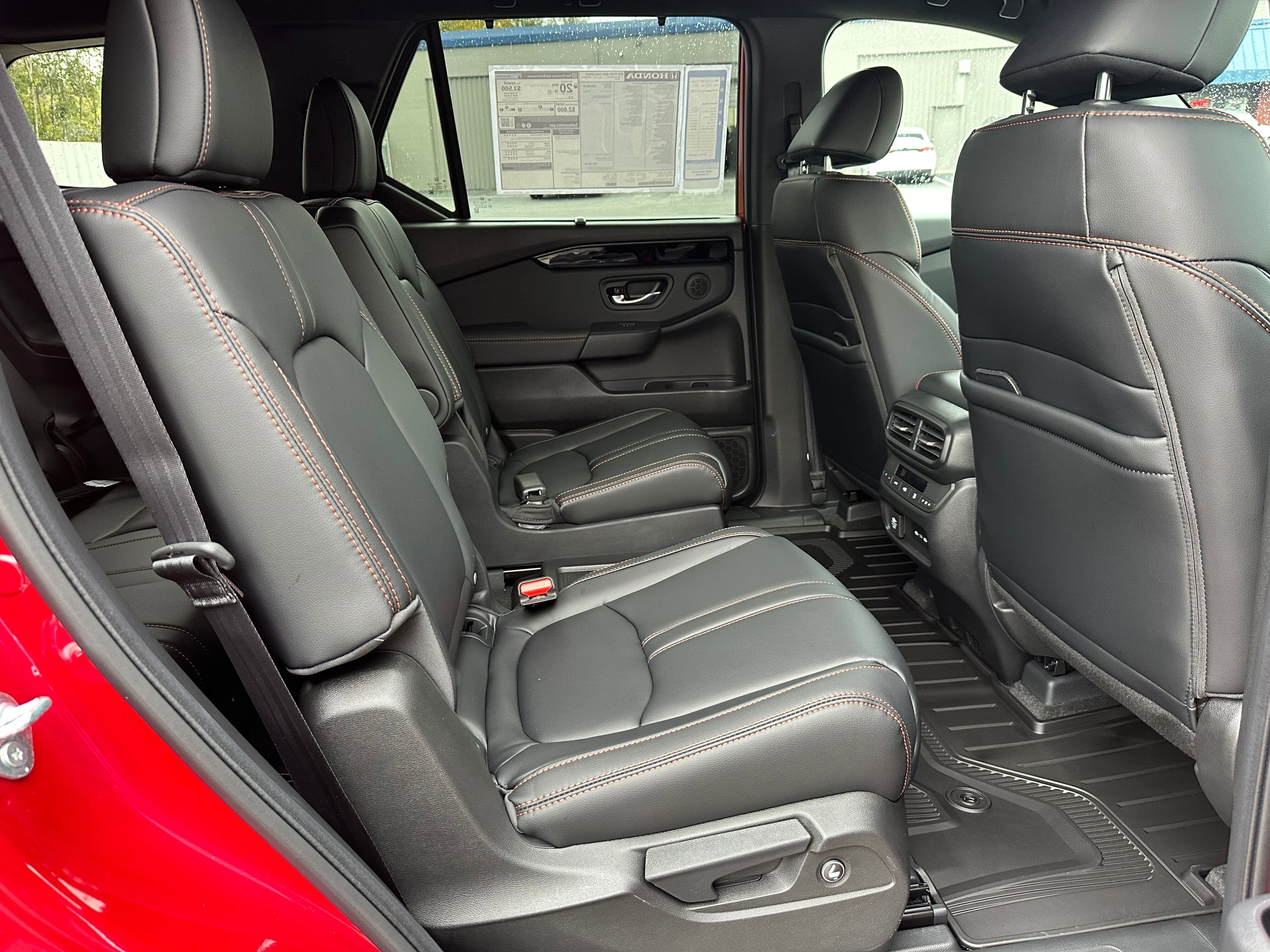 2025 Honda Pilot TrailSport