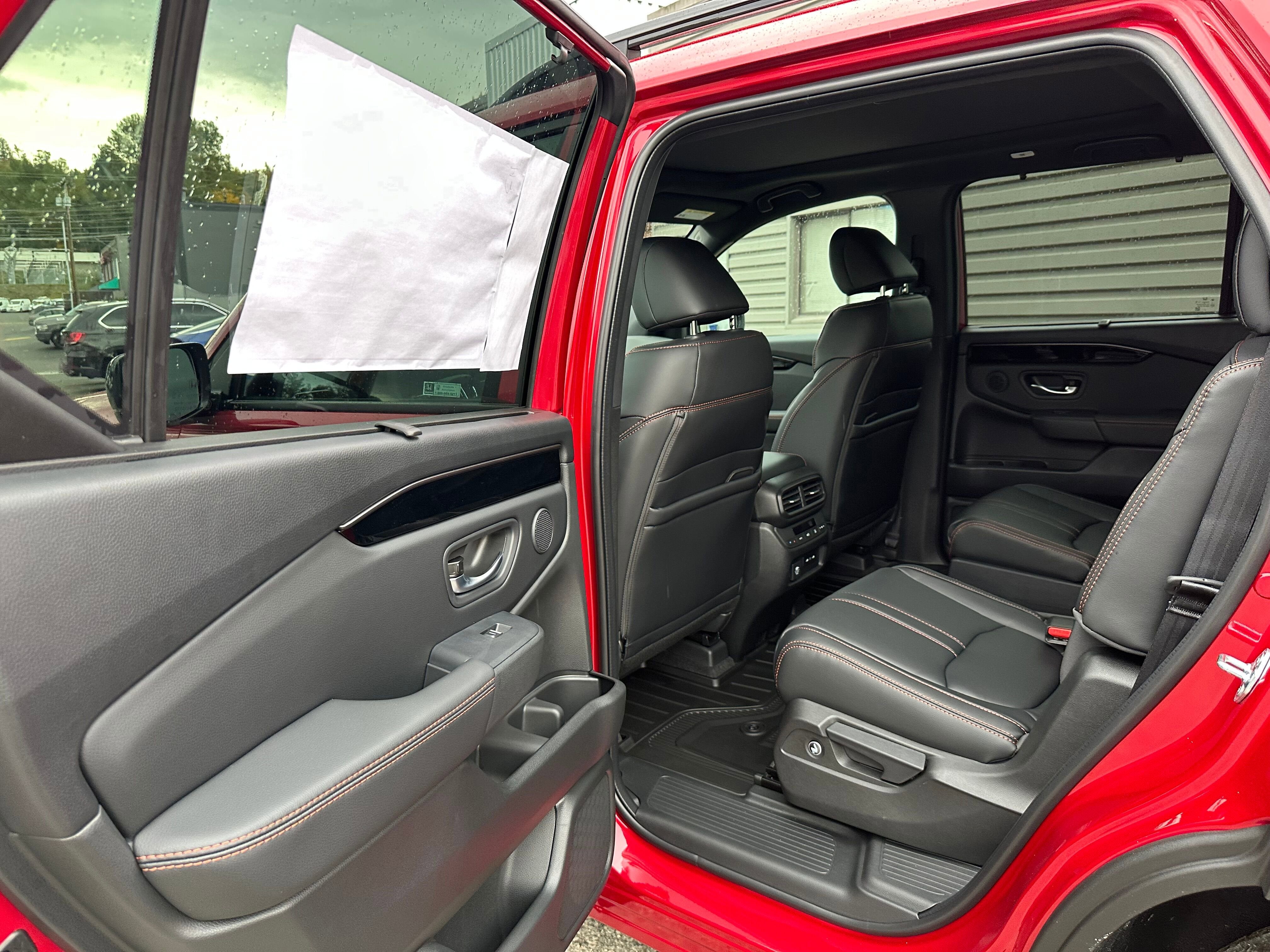 2025 Honda Pilot TrailSport