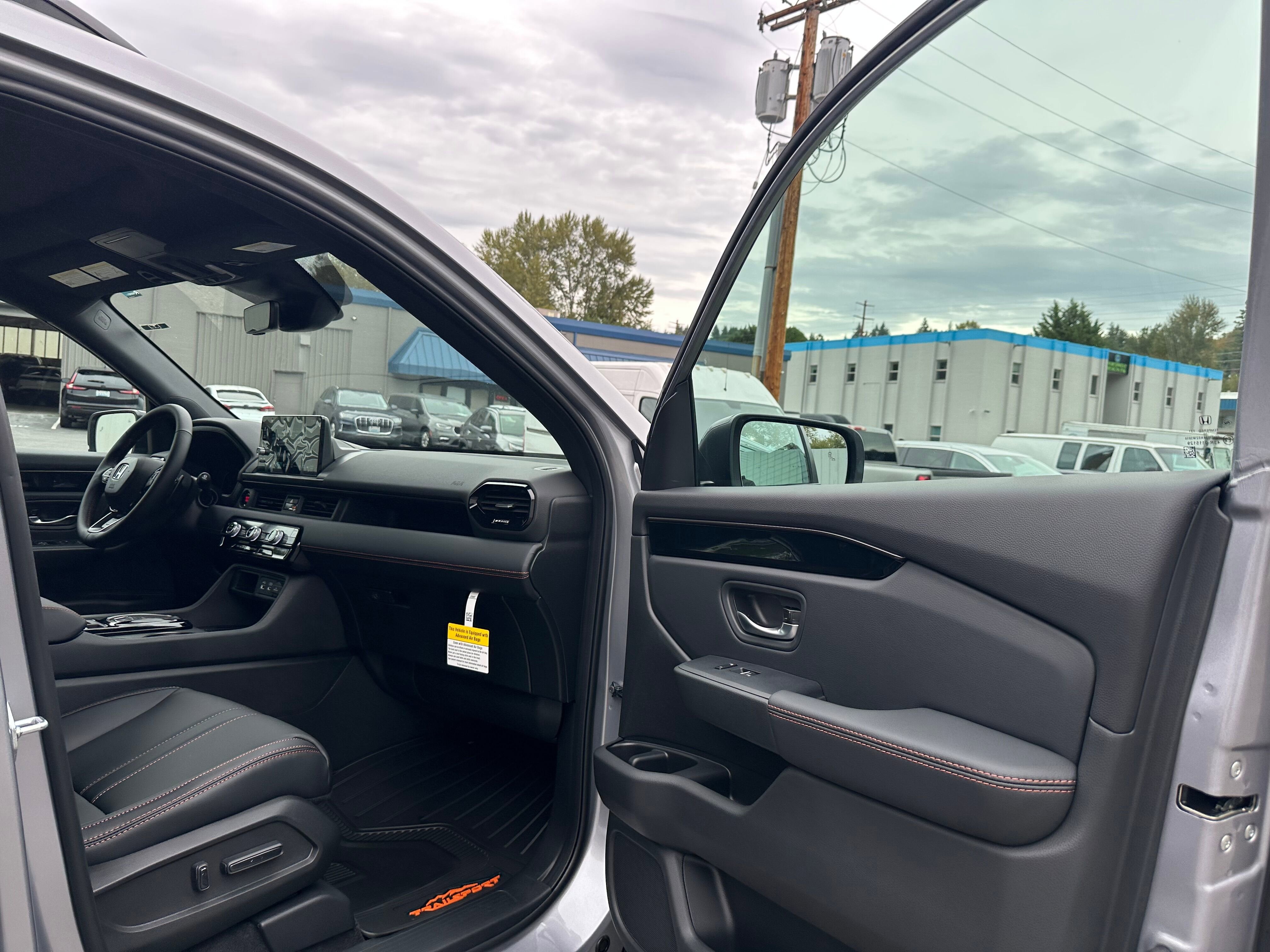 2025 Honda Pilot TrailSport