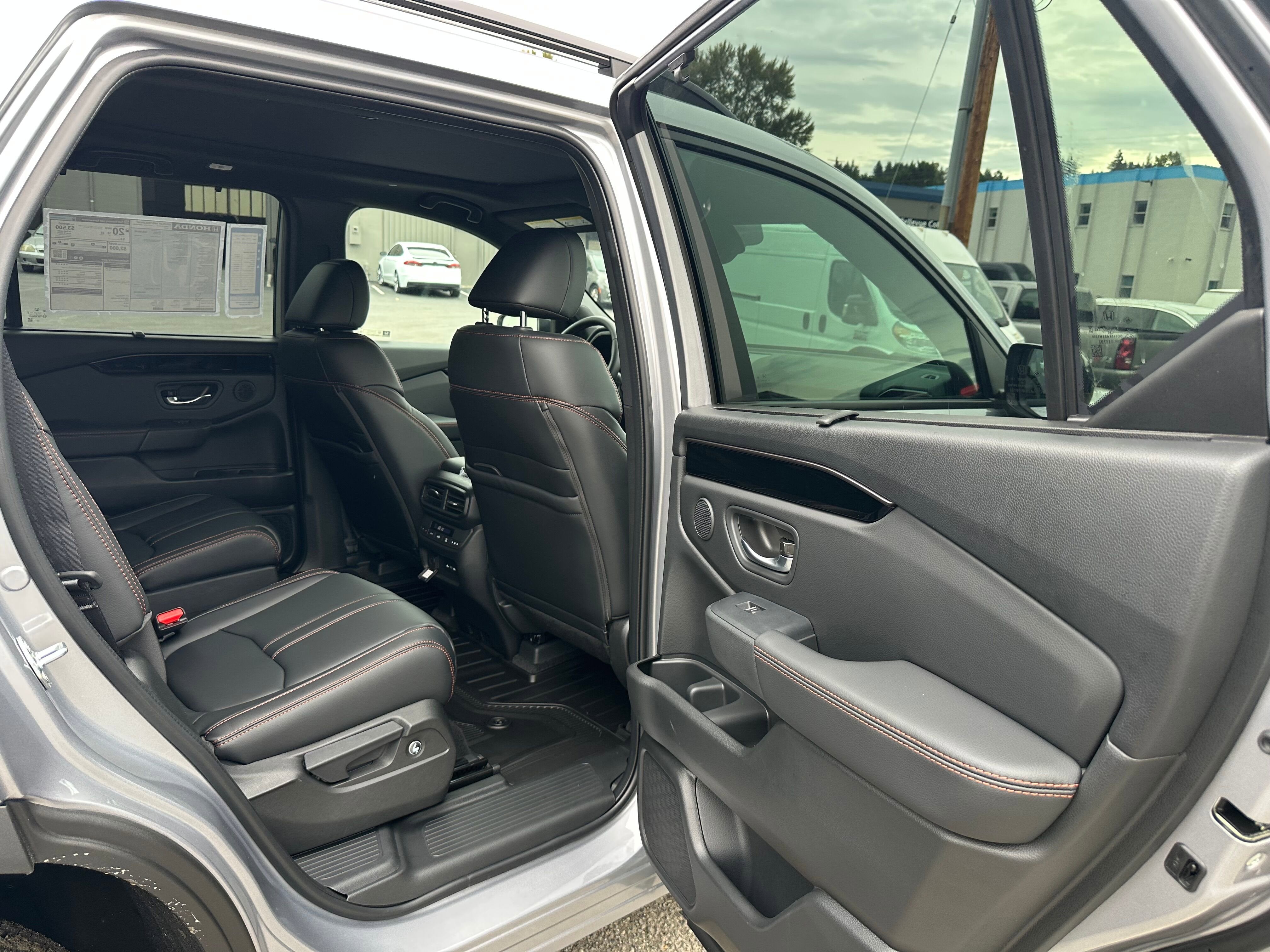 2025 Honda Pilot TrailSport