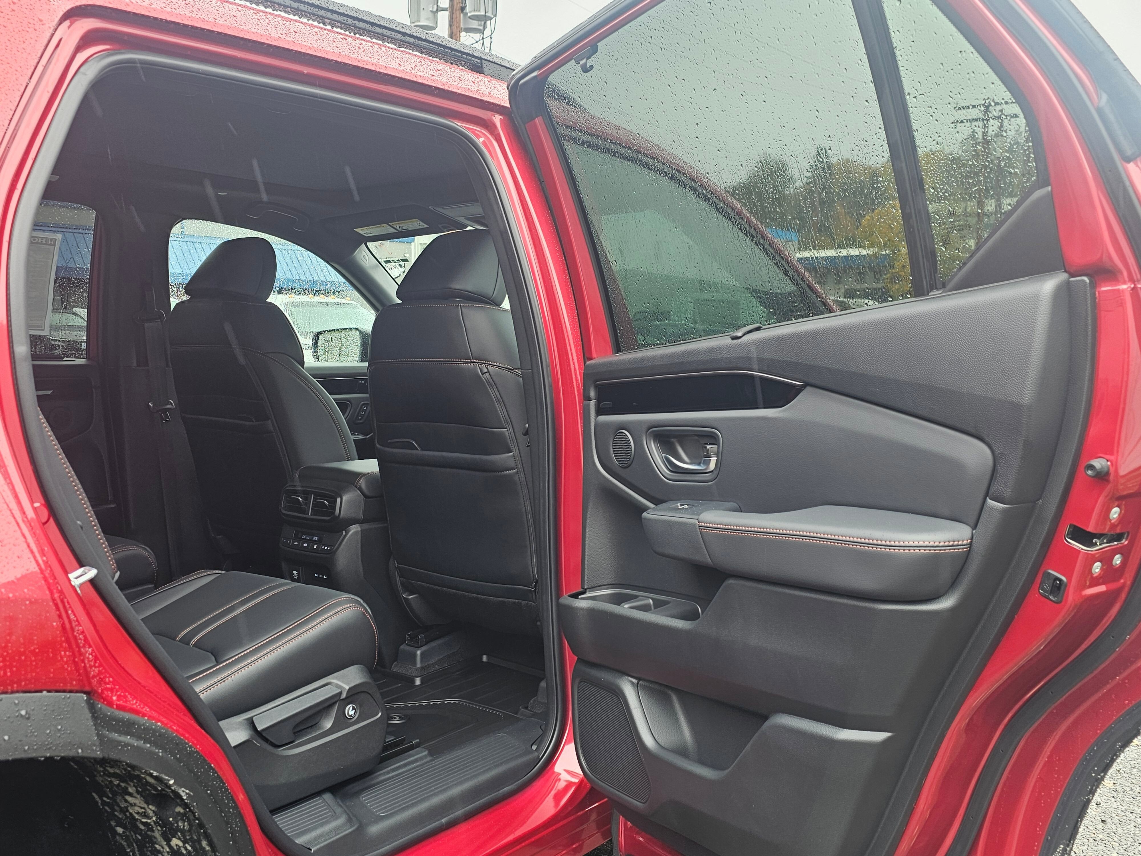 2025 Honda Pilot TrailSport