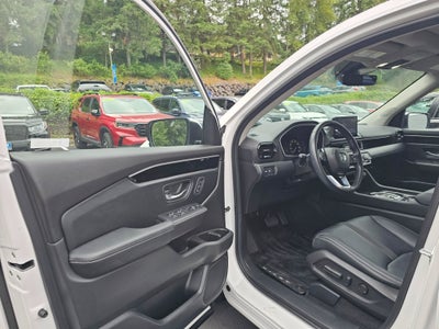 2024 Honda Pilot Touring