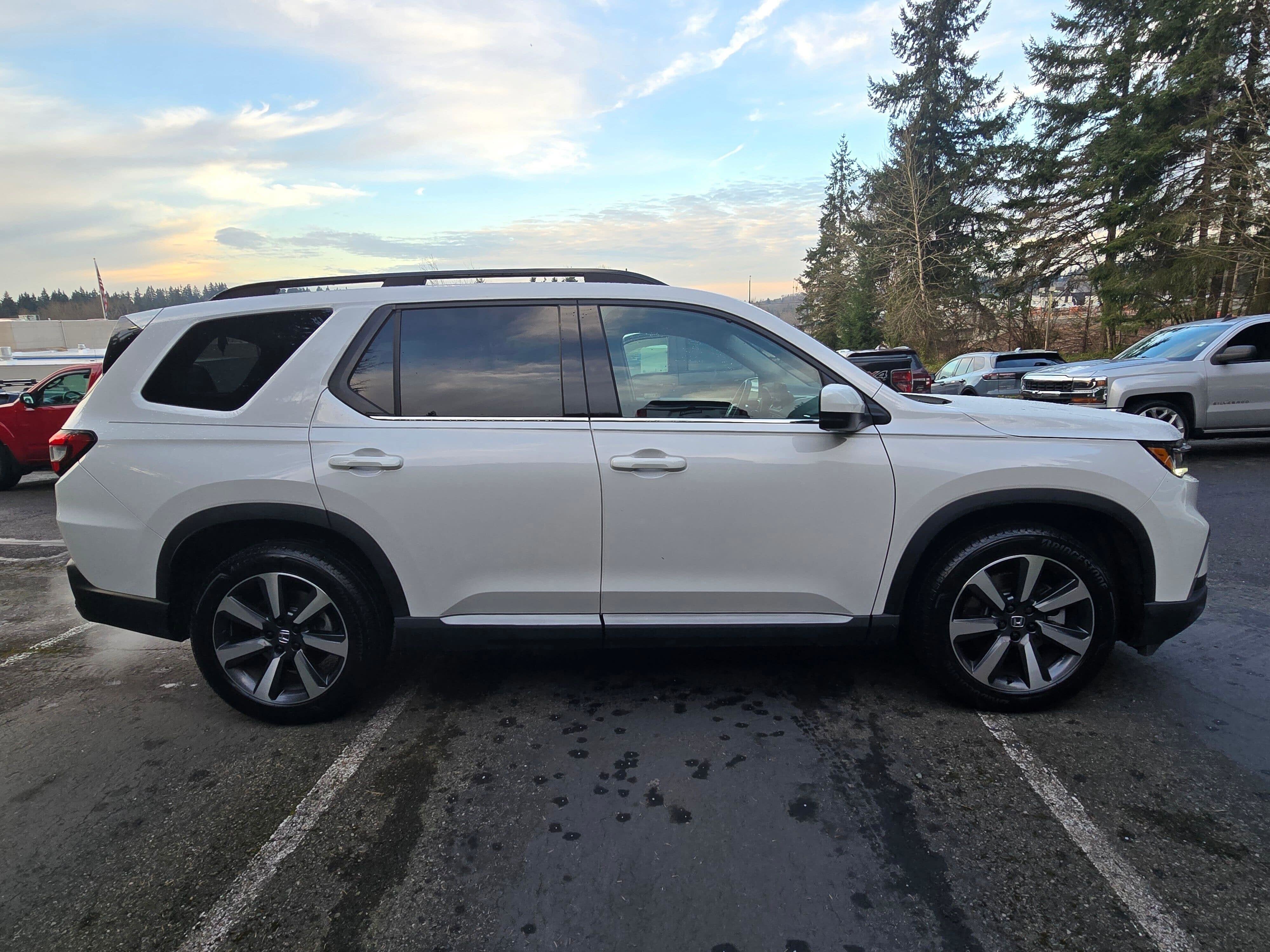 2023 Honda Pilot Touring