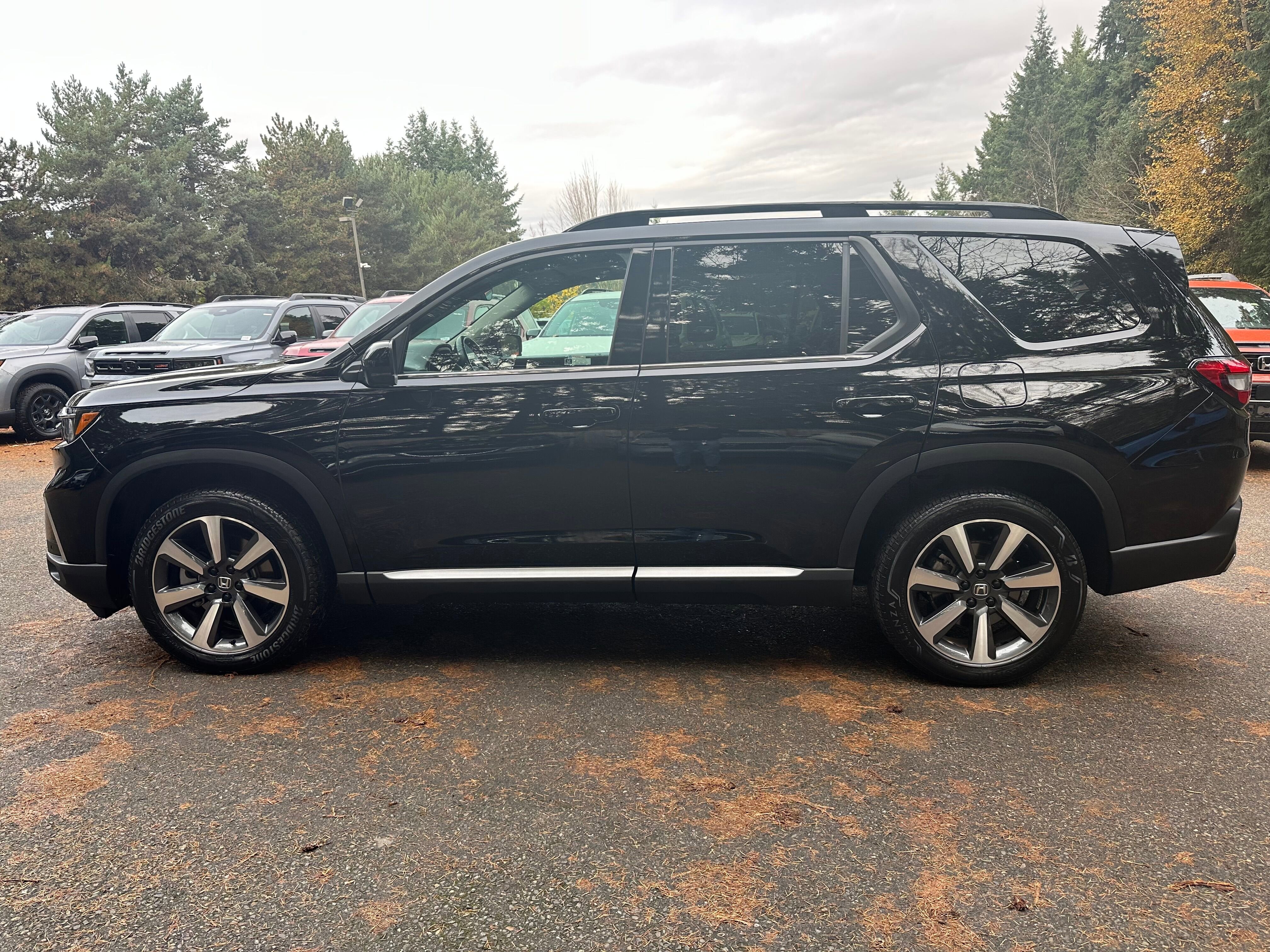 2023 Honda Pilot Elite