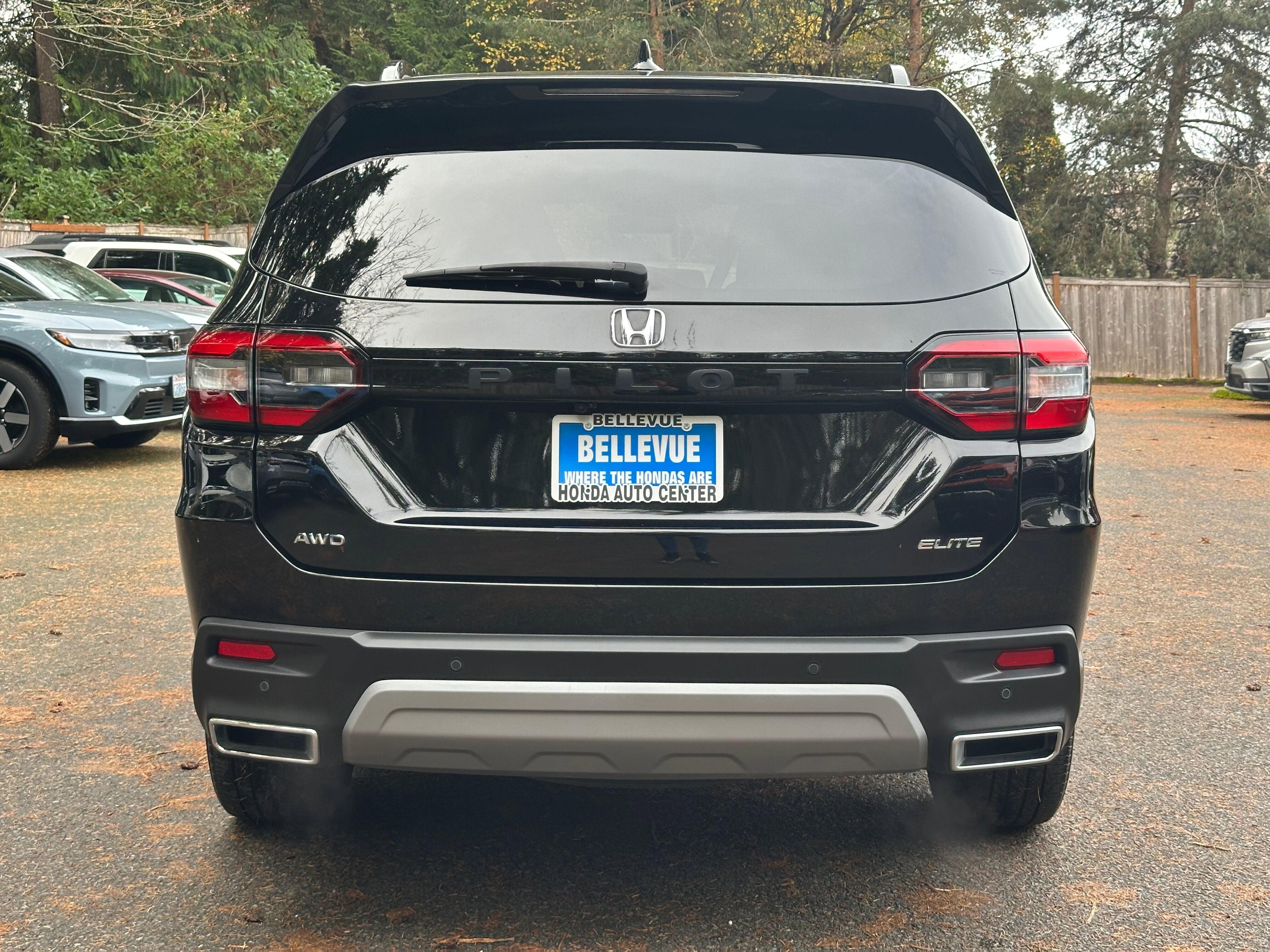 2023 Honda Pilot Elite