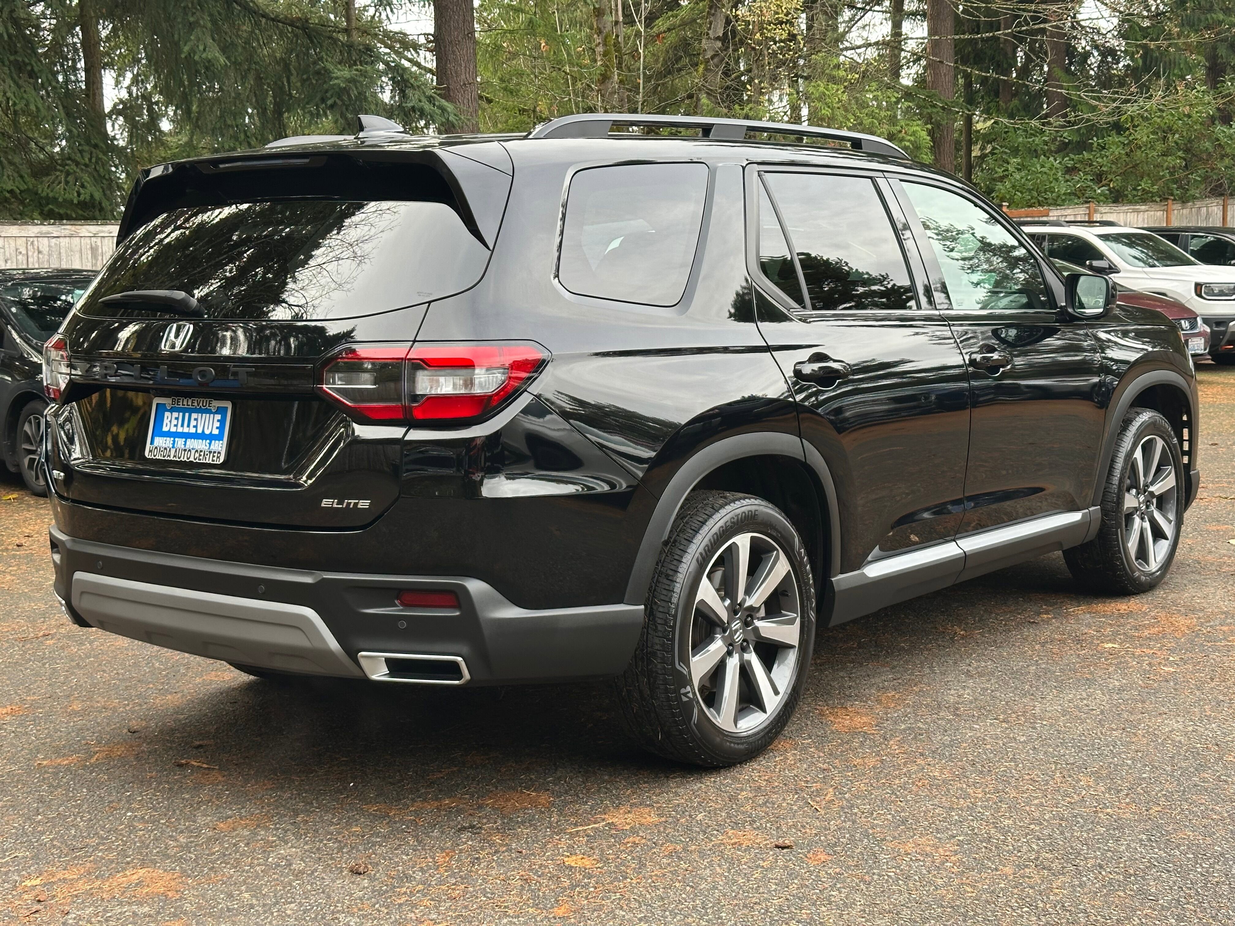 2023 Honda Pilot Elite