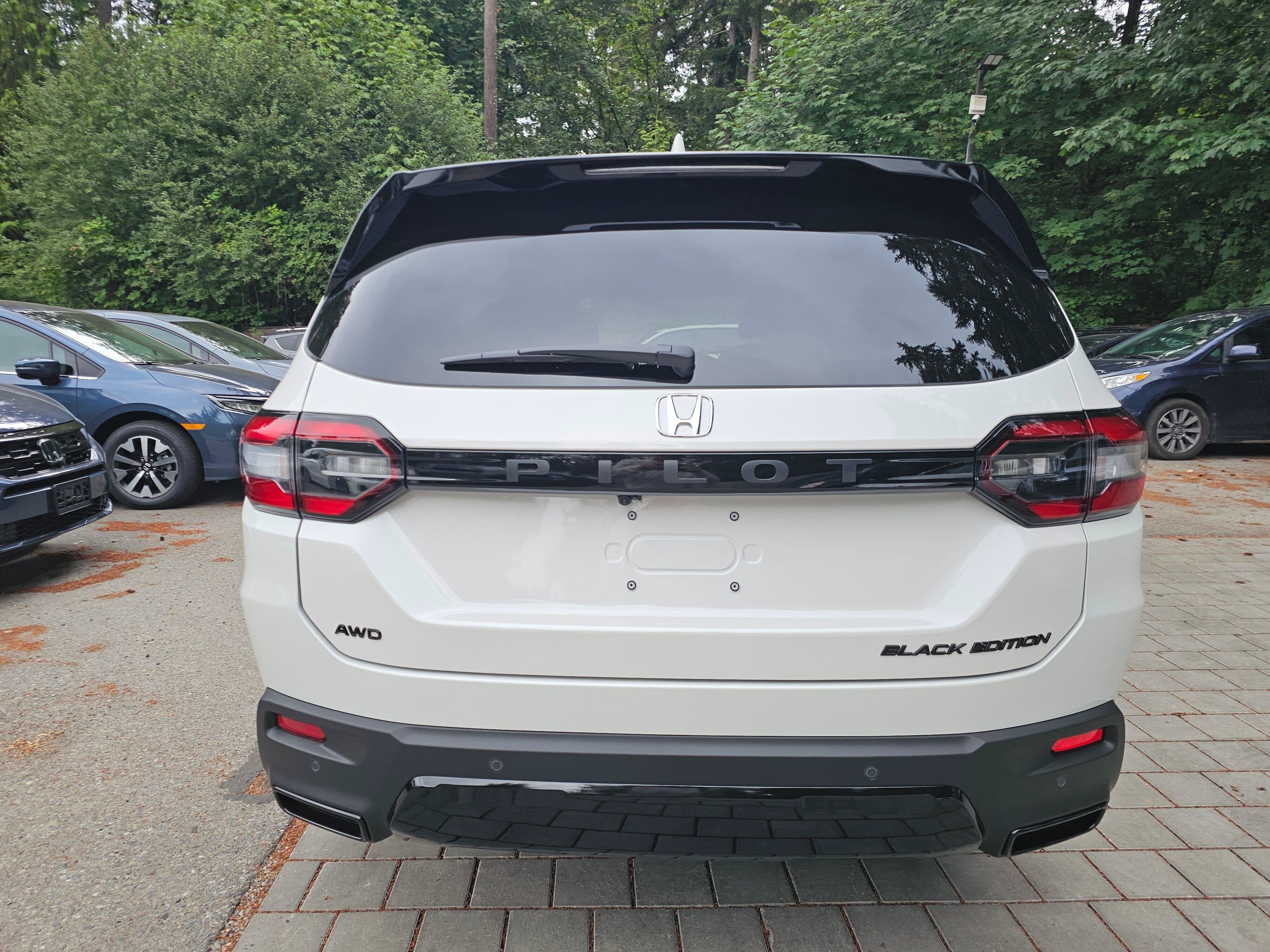 2026 Honda Pilot Black Edition