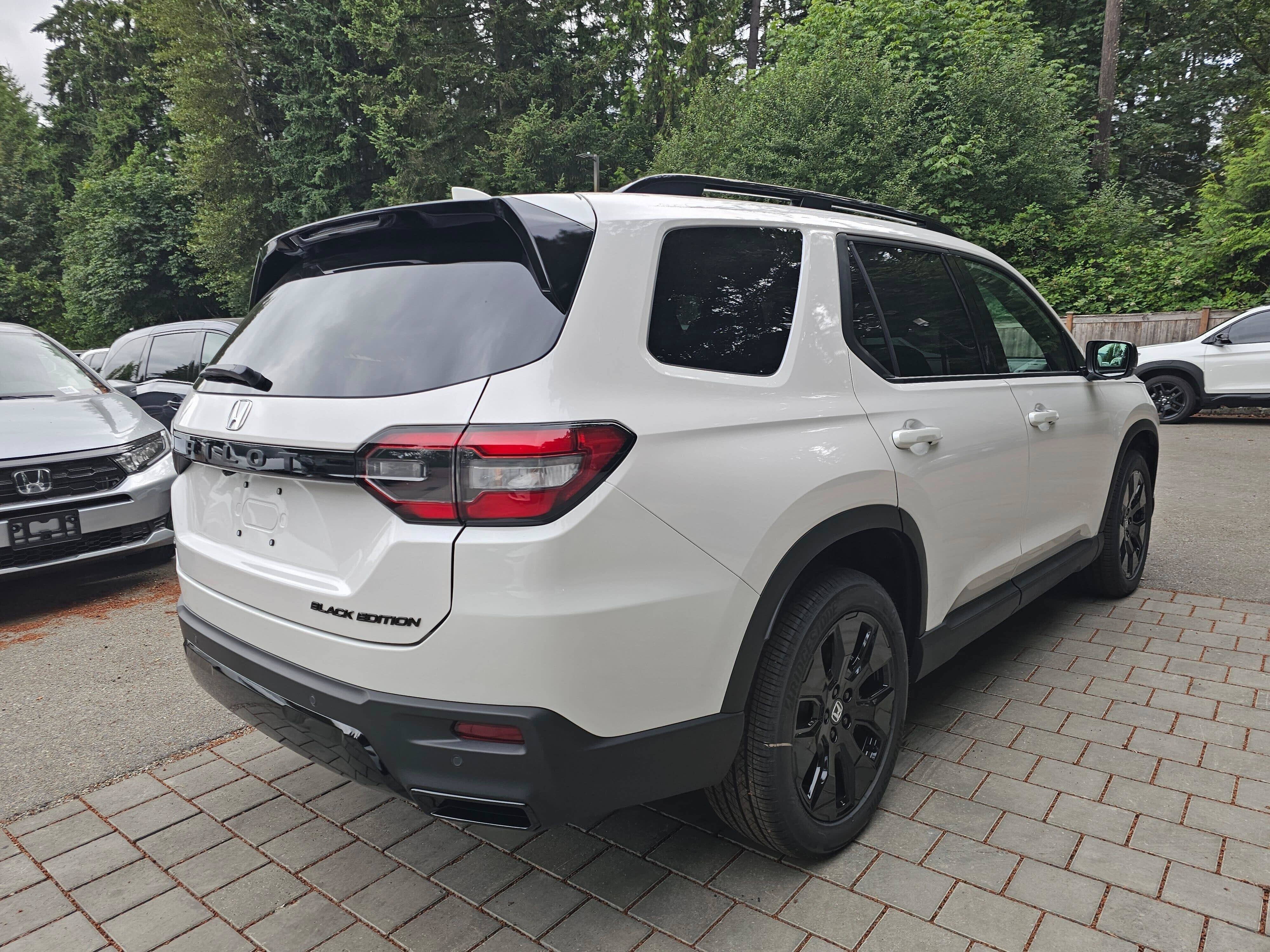 2026 Honda Pilot Black Edition