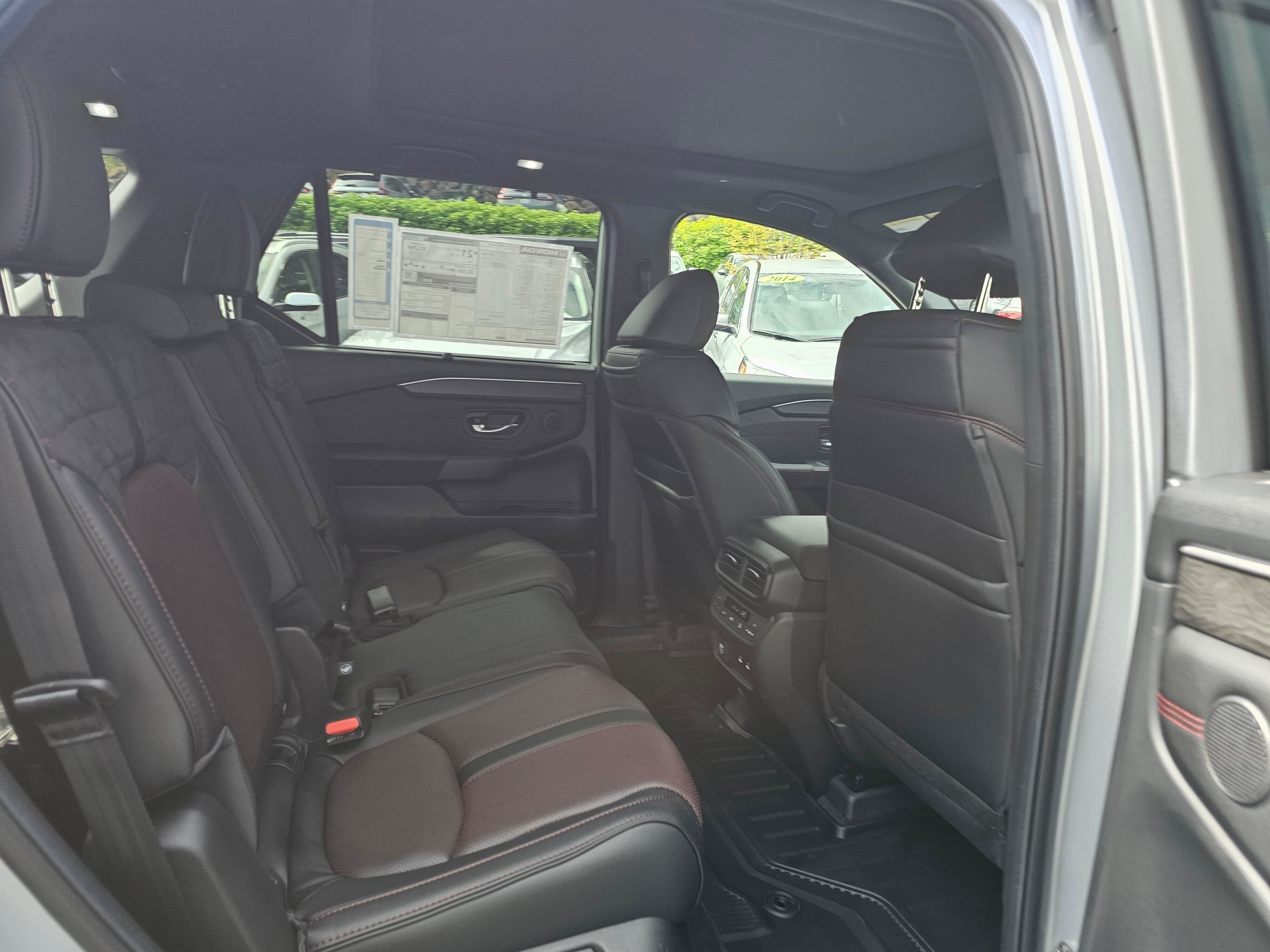 2026 Honda Pilot Black Edition