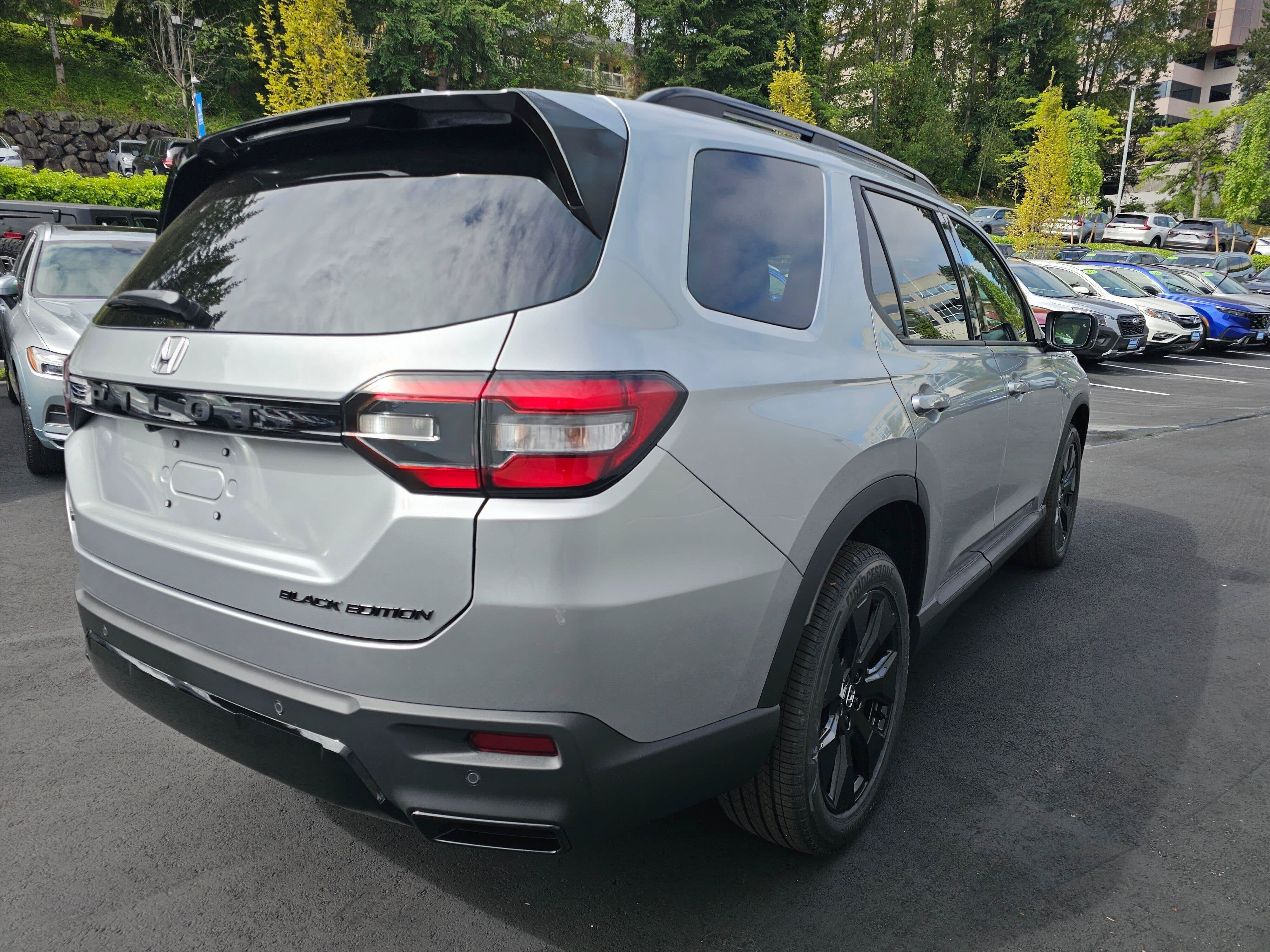 2026 Honda Pilot Black Edition