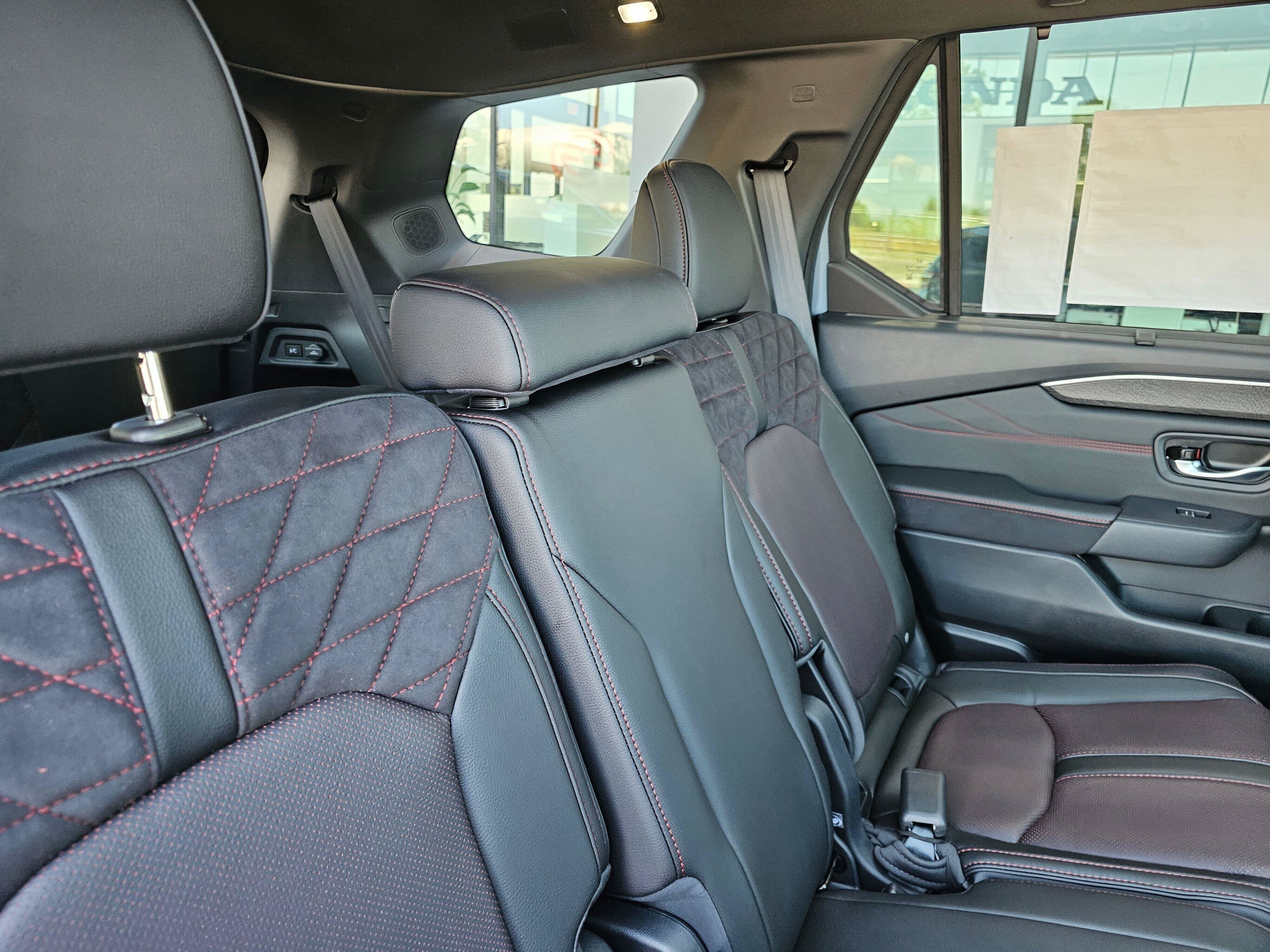 2026 Honda Pilot Black Edition