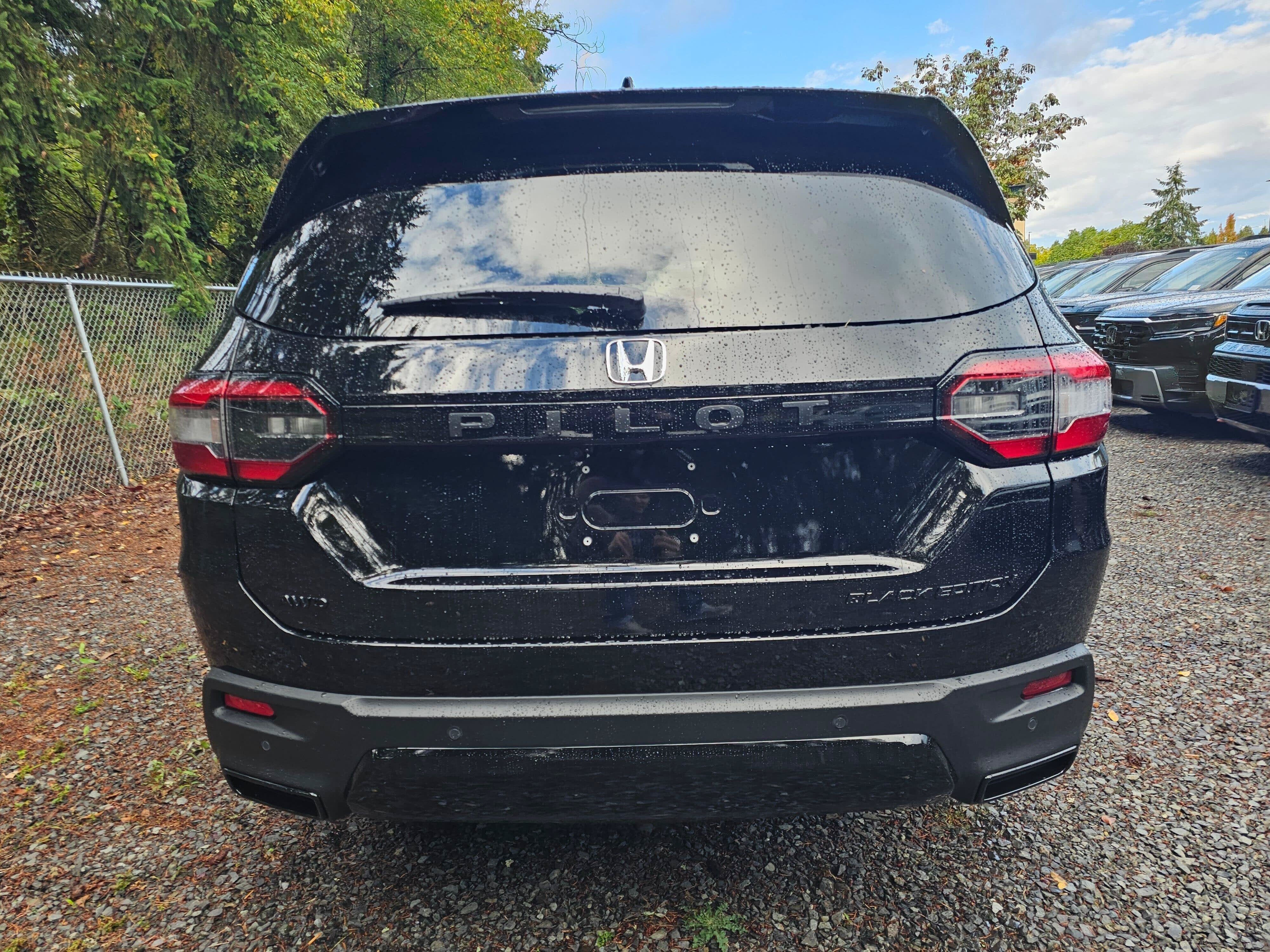 2026 Honda Pilot Black Edition