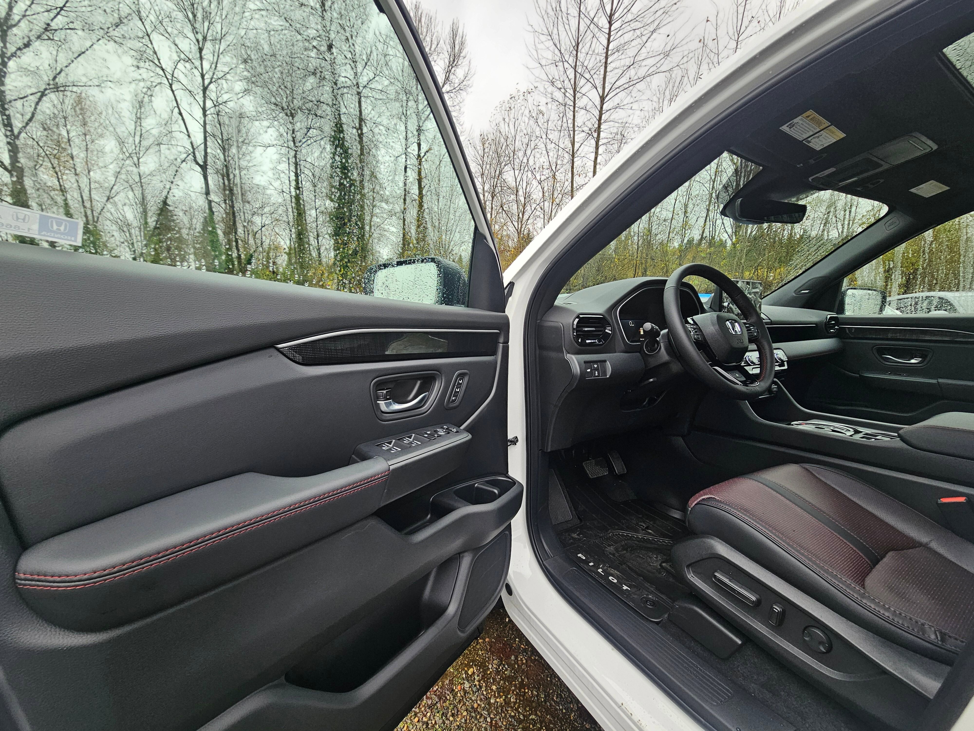 2025 Honda Pilot Black Edition