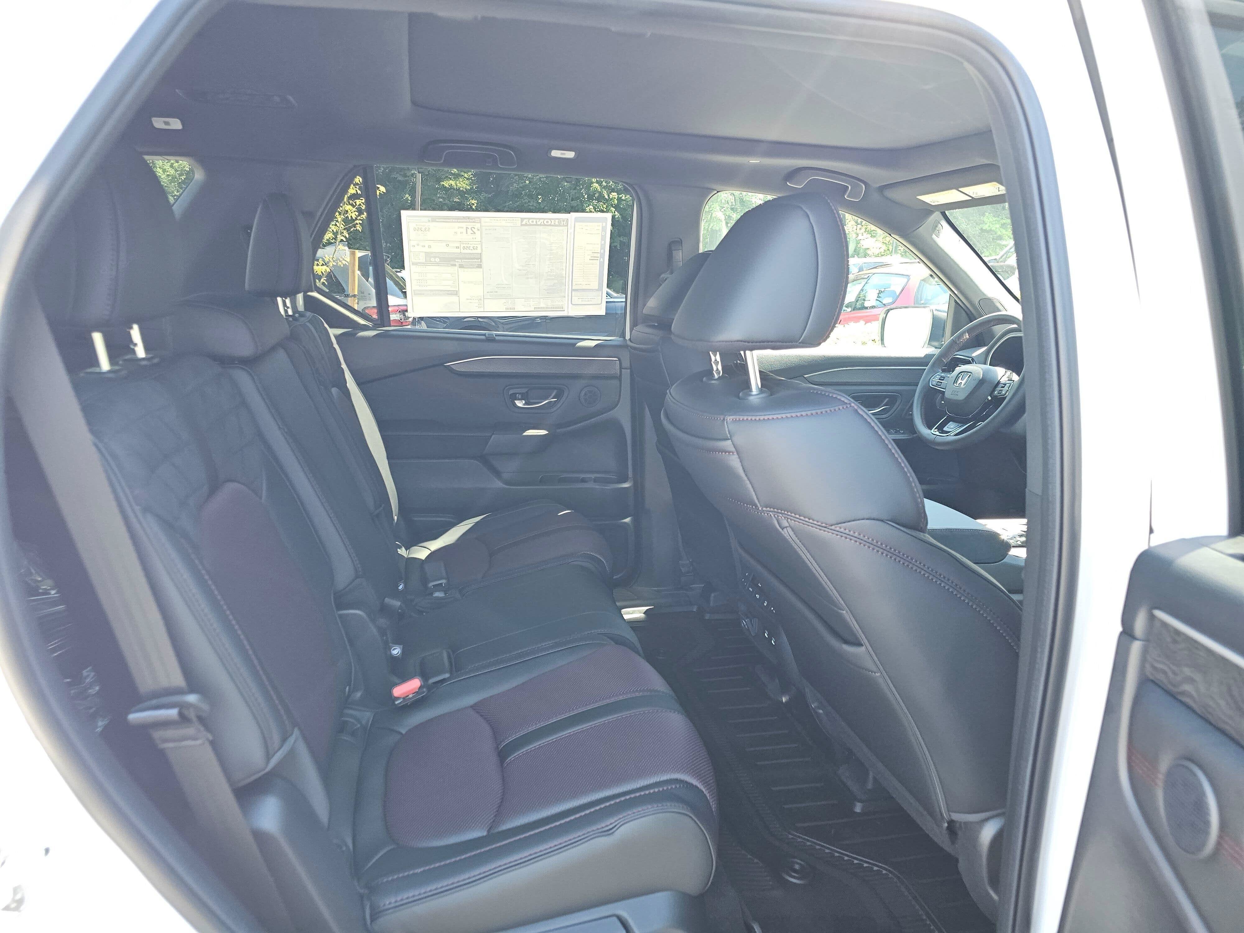 2026 Honda Pilot Black Edition