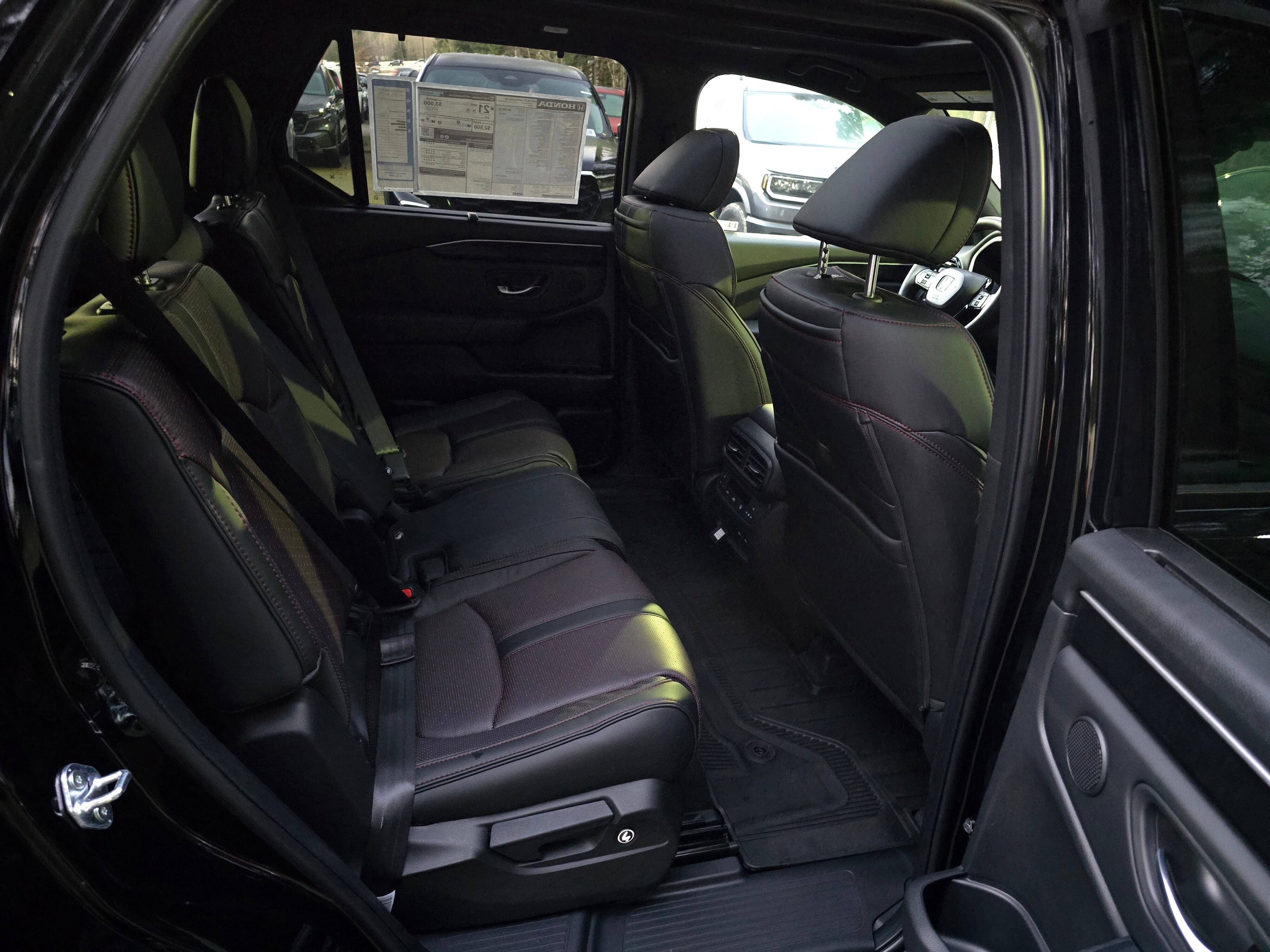 2025 Honda Pilot Black Edition