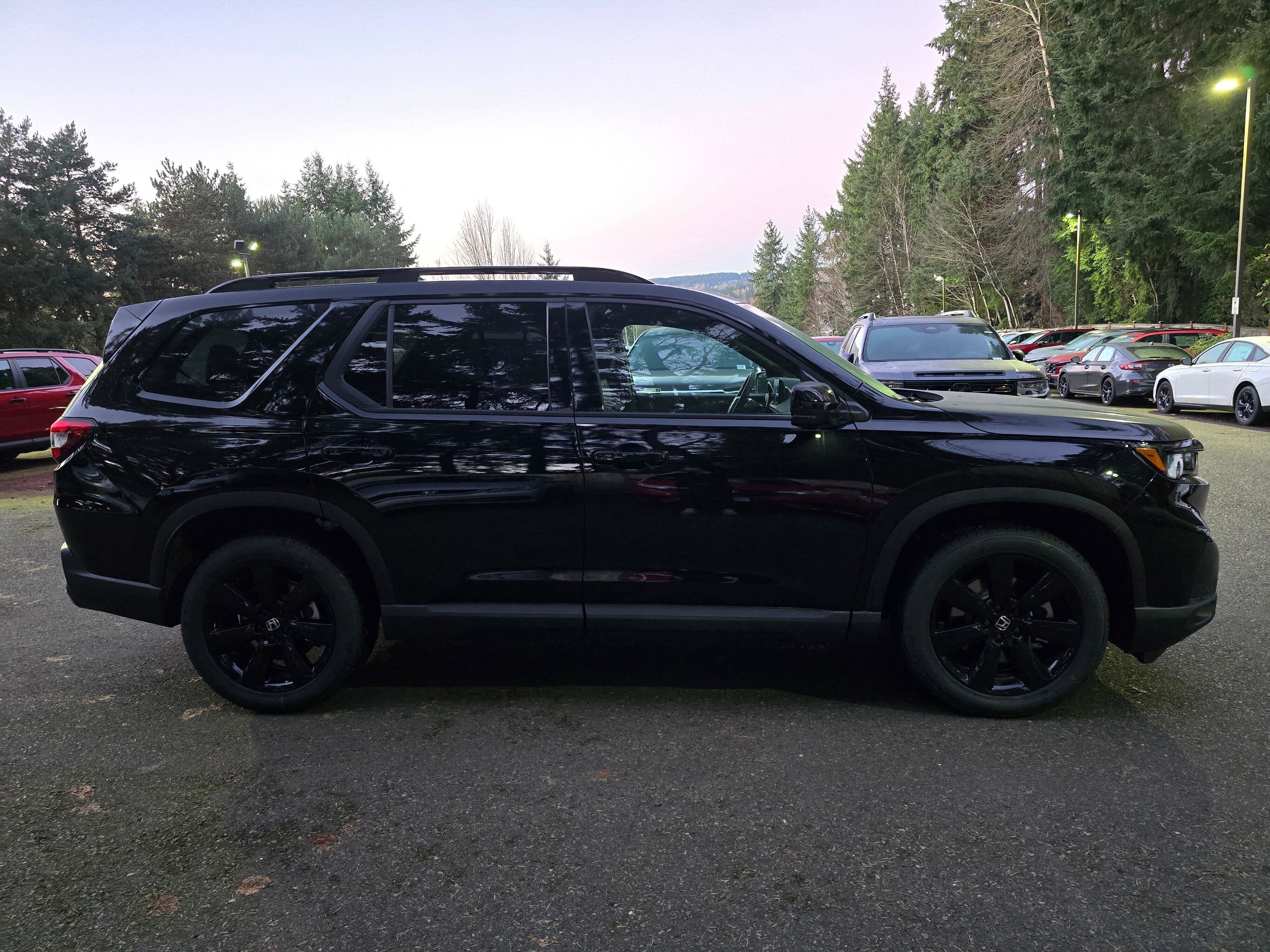 2025 Honda Pilot Black Edition