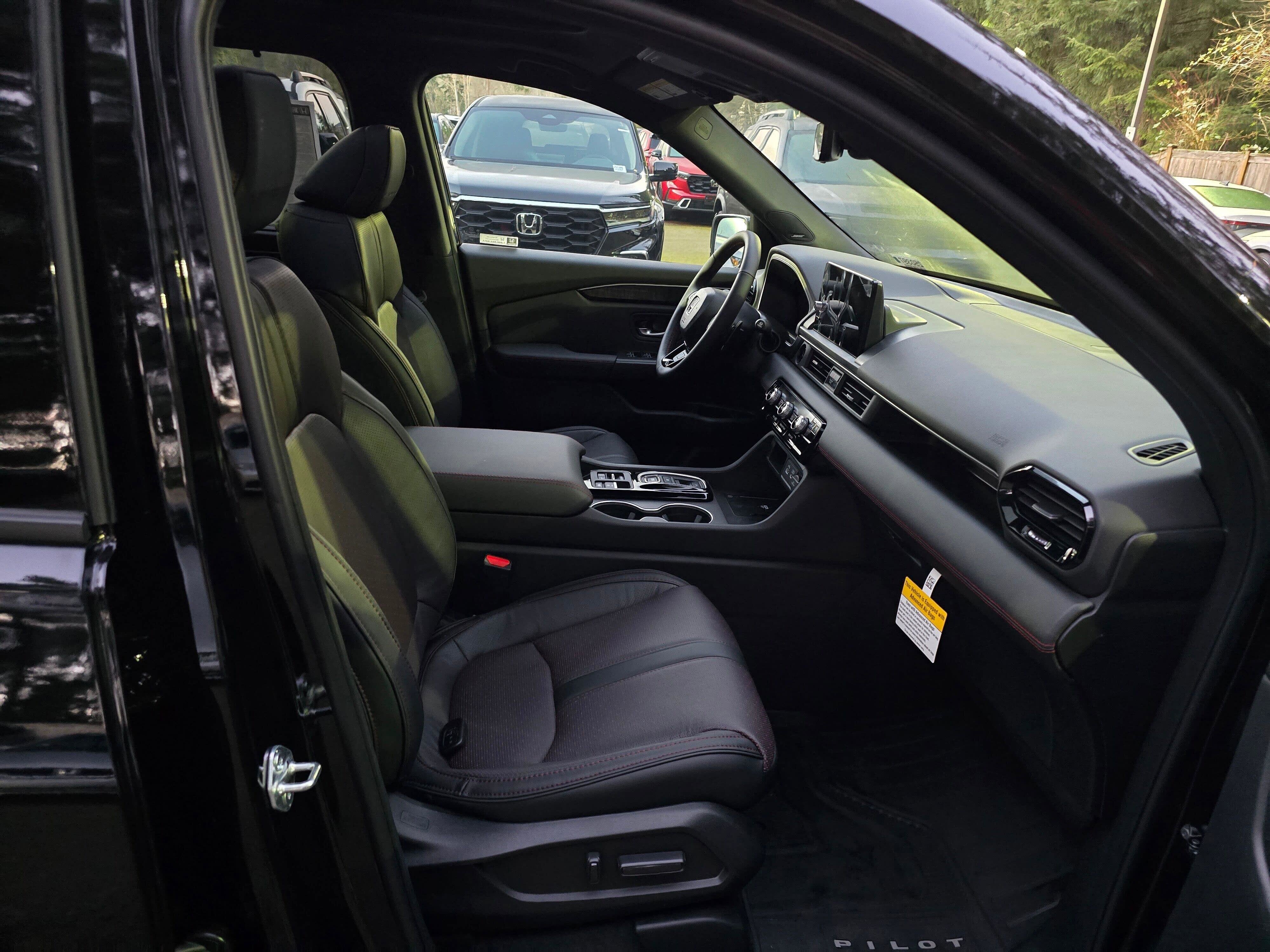 2025 Honda Pilot Black Edition