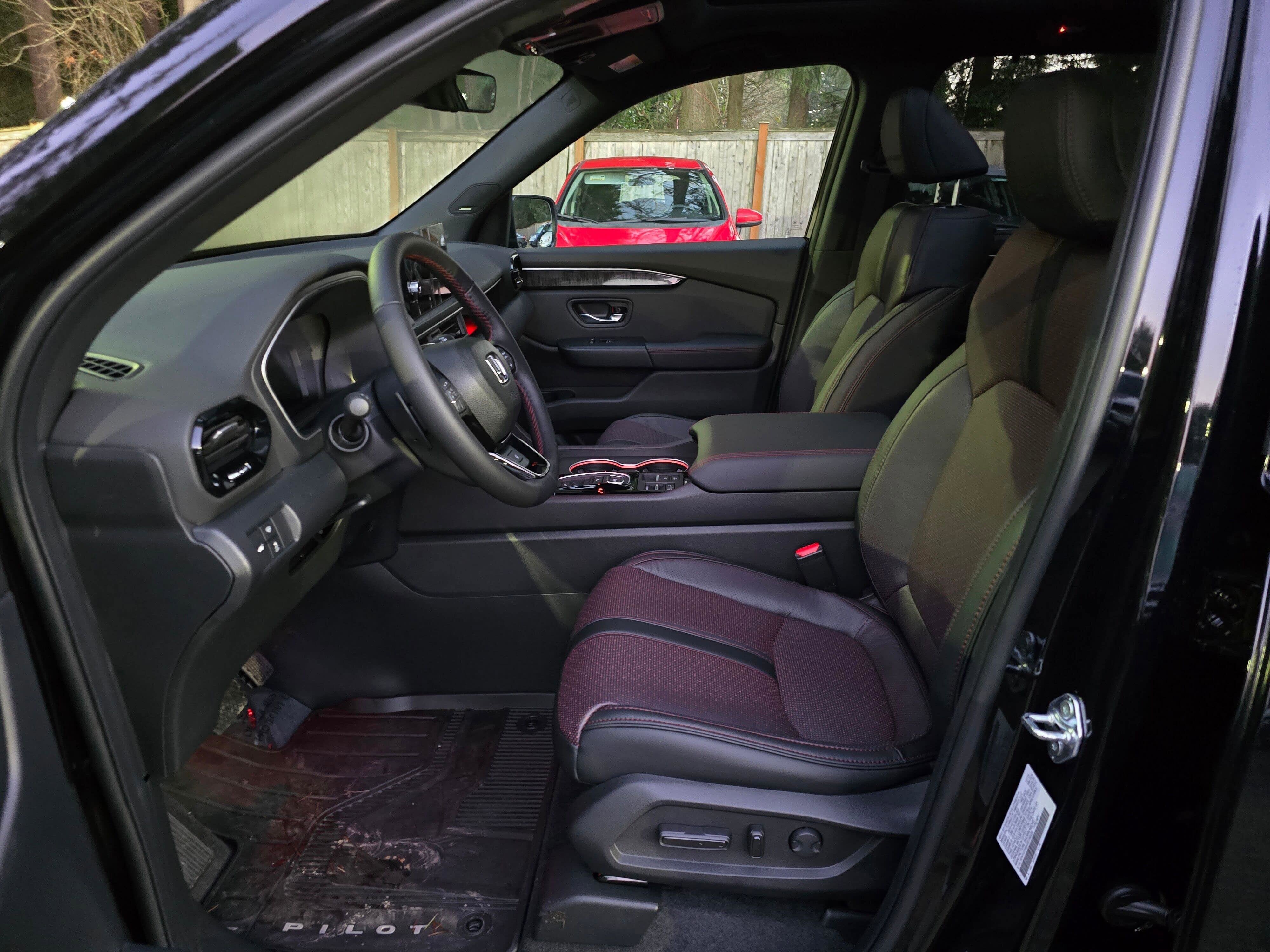 2025 Honda Pilot Black Edition