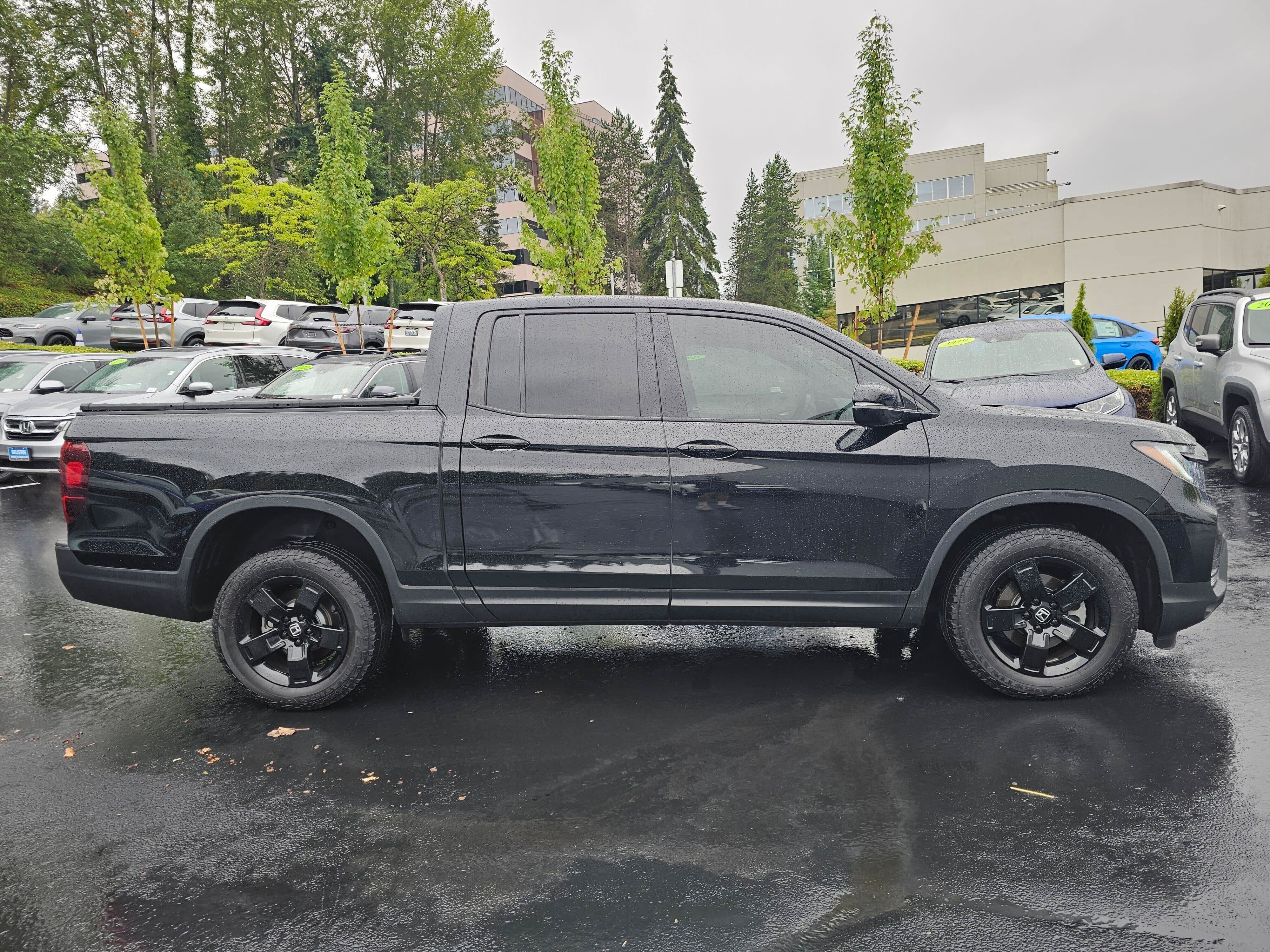 2025 Honda Ridgeline Black Edition