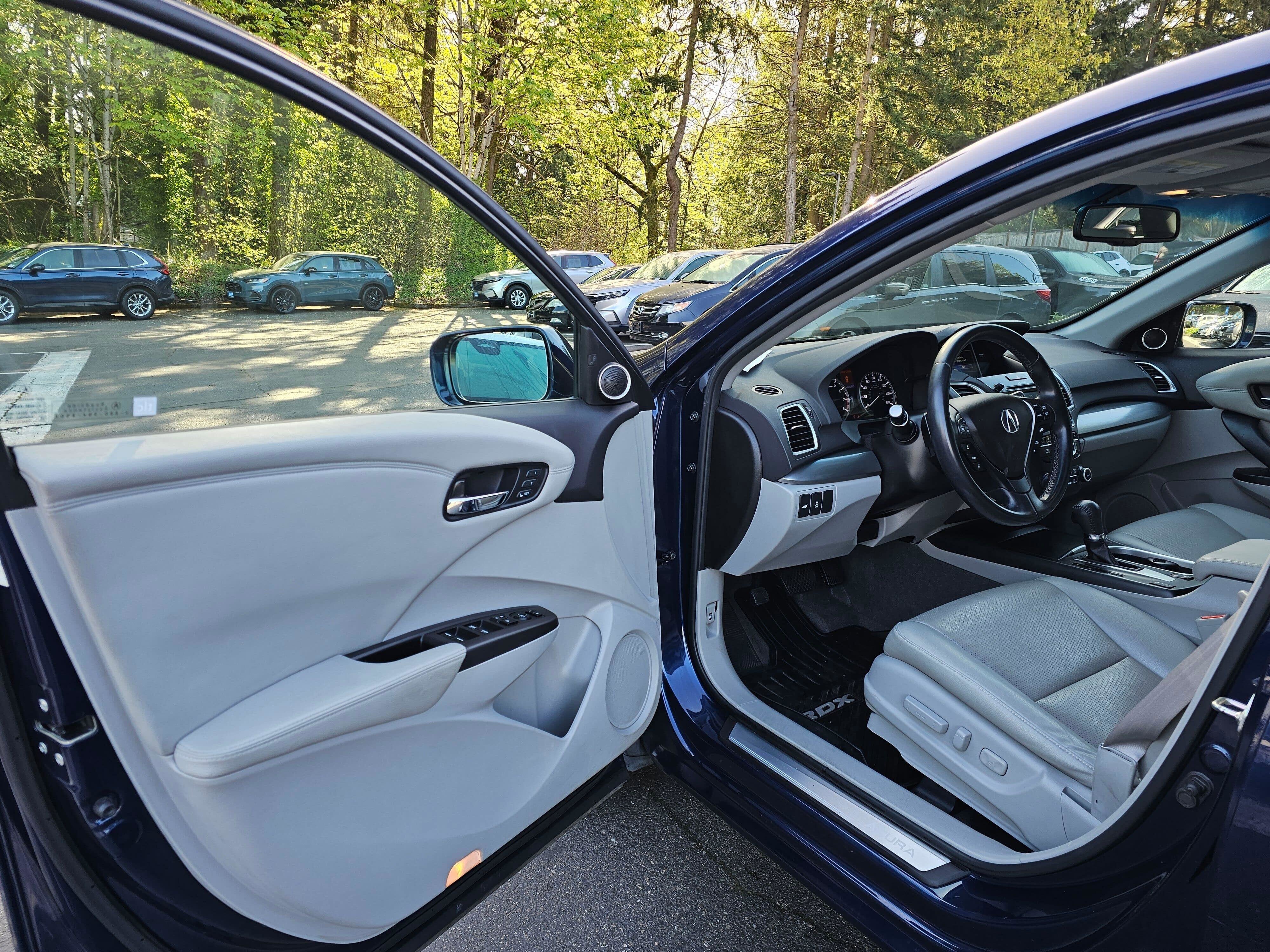 2017 Acura RDX w/Technology Pkg