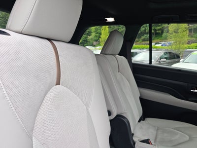 2024 Toyota Grand Highlander Hybrid MAX Limited