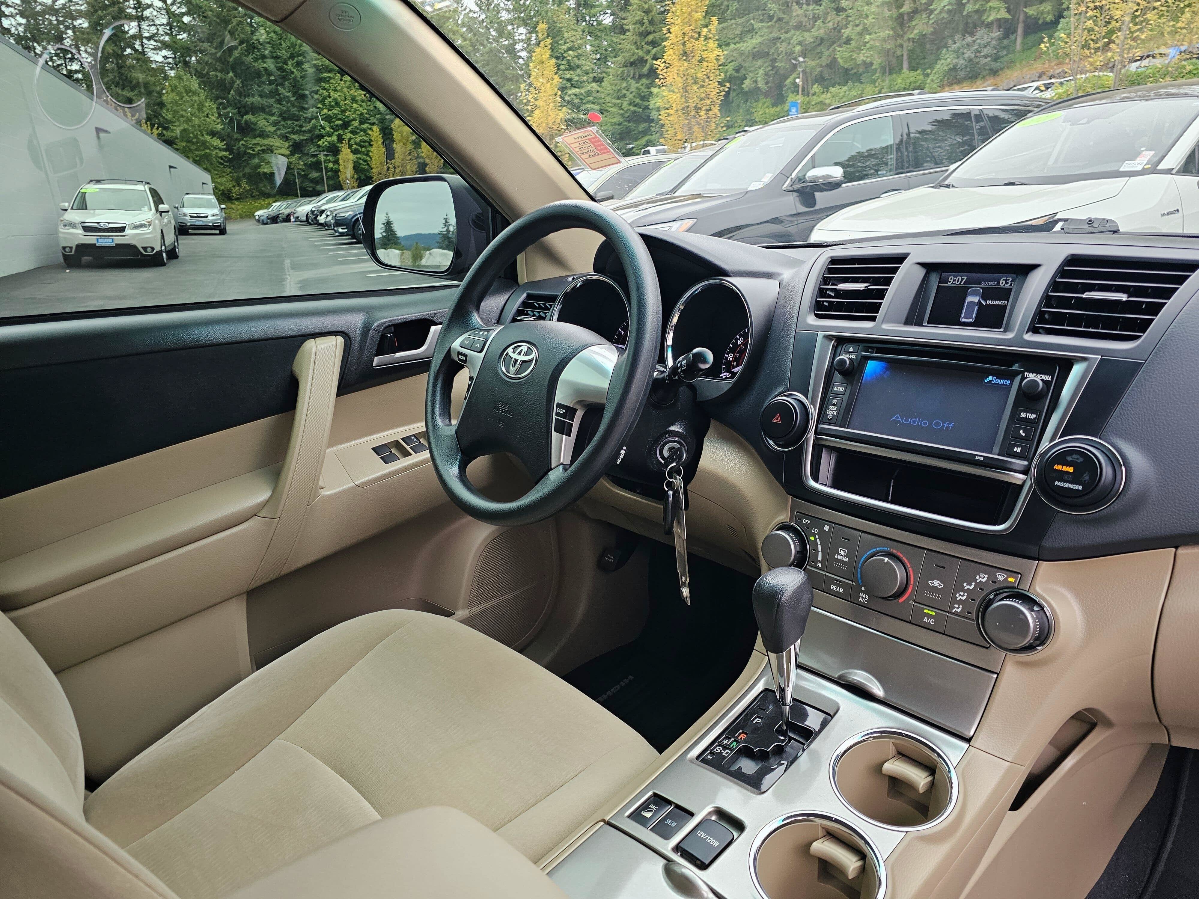 2013 Toyota Highlander Plus