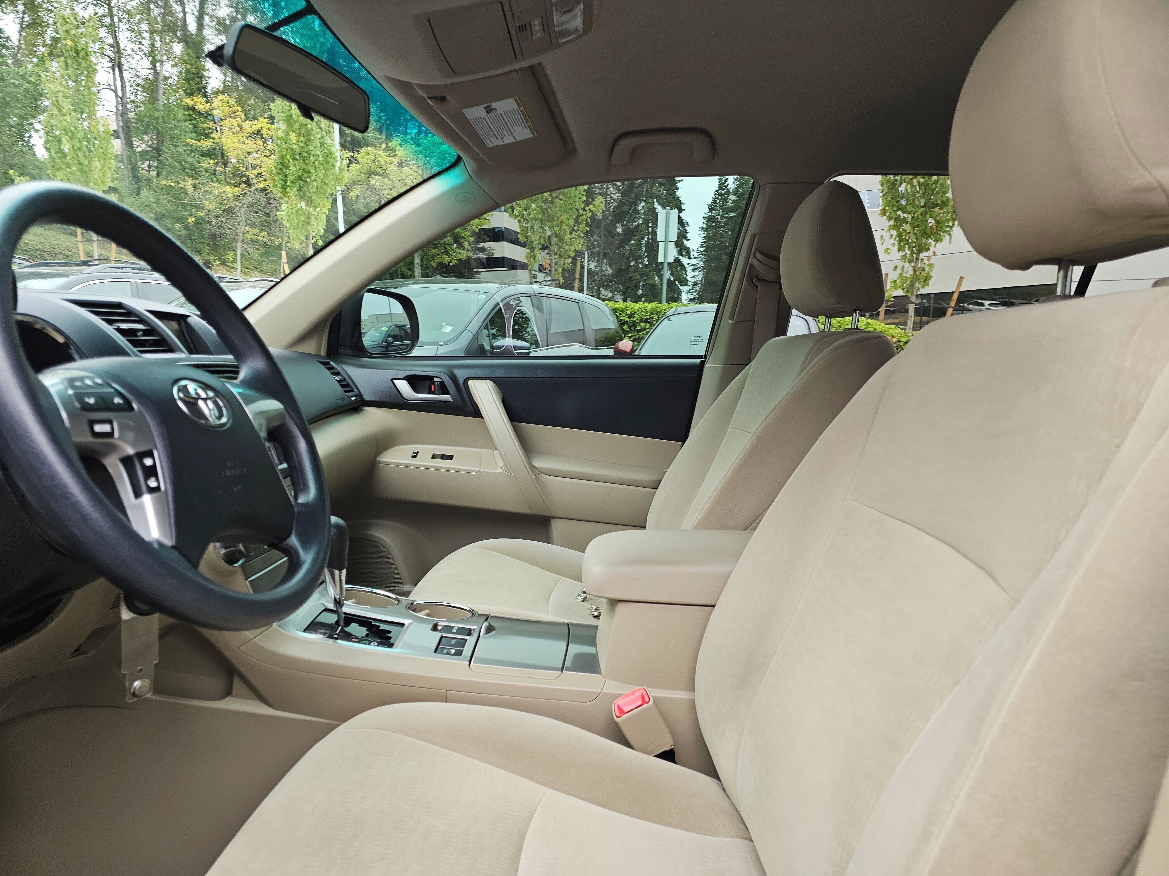 2013 Toyota Highlander Plus