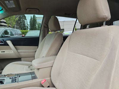 2013 Toyota Highlander Plus