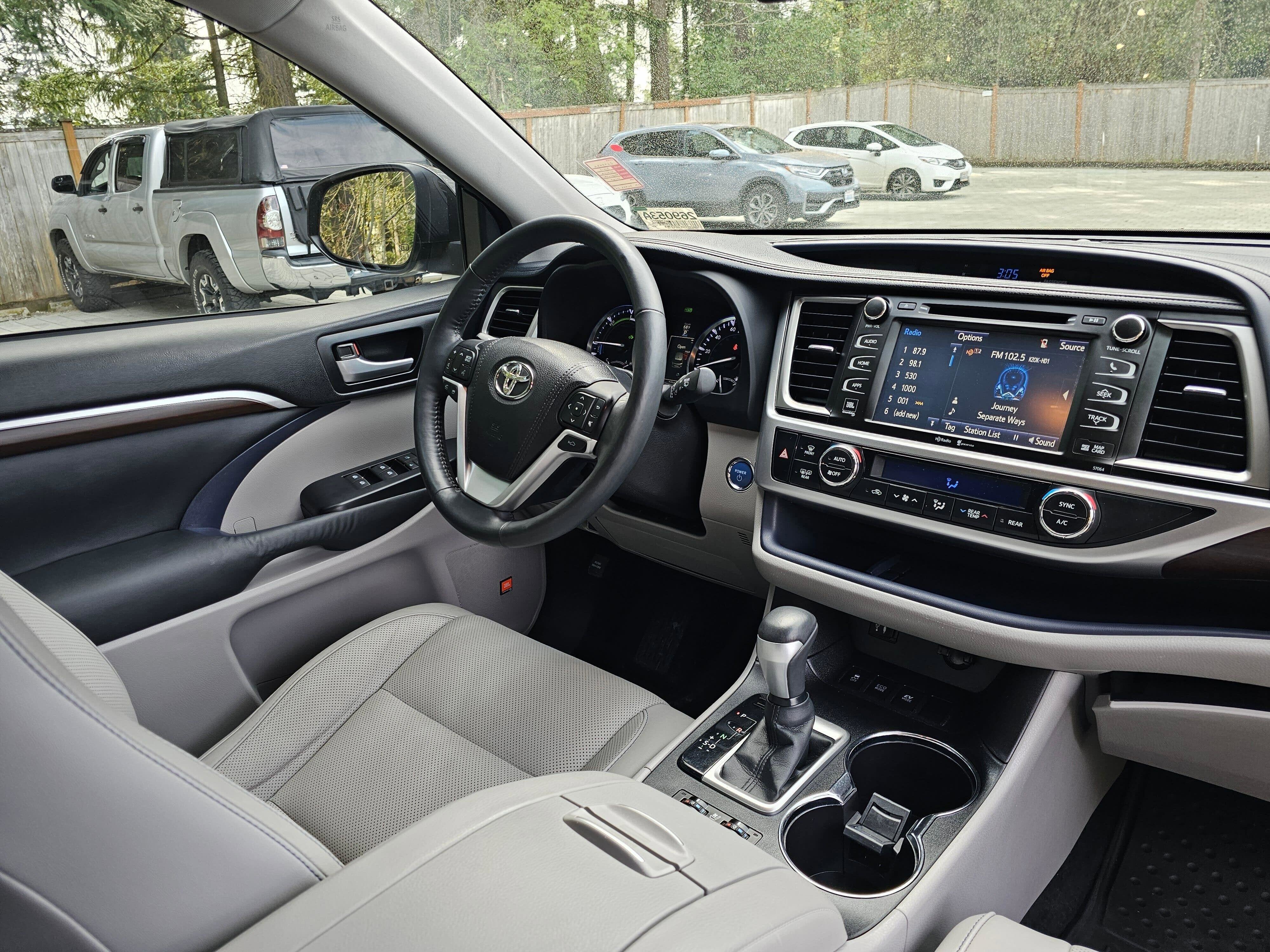 2015 Toyota Highlander Hybrid Limited Platinum