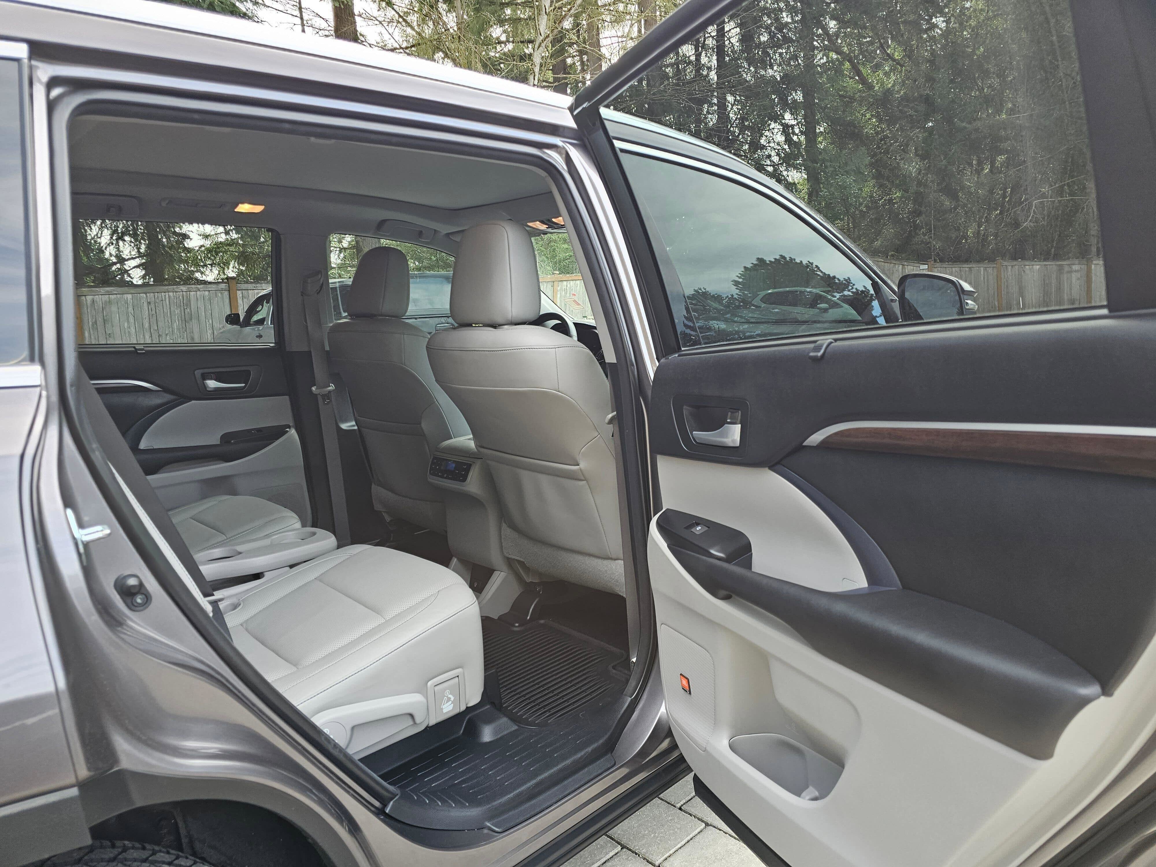 2015 Toyota Highlander Hybrid Limited Platinum