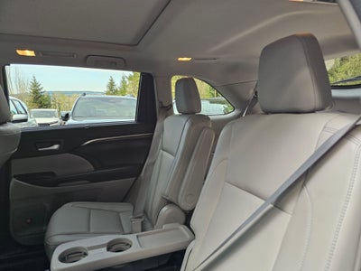 2015 Toyota Highlander Hybrid Limited Platinum