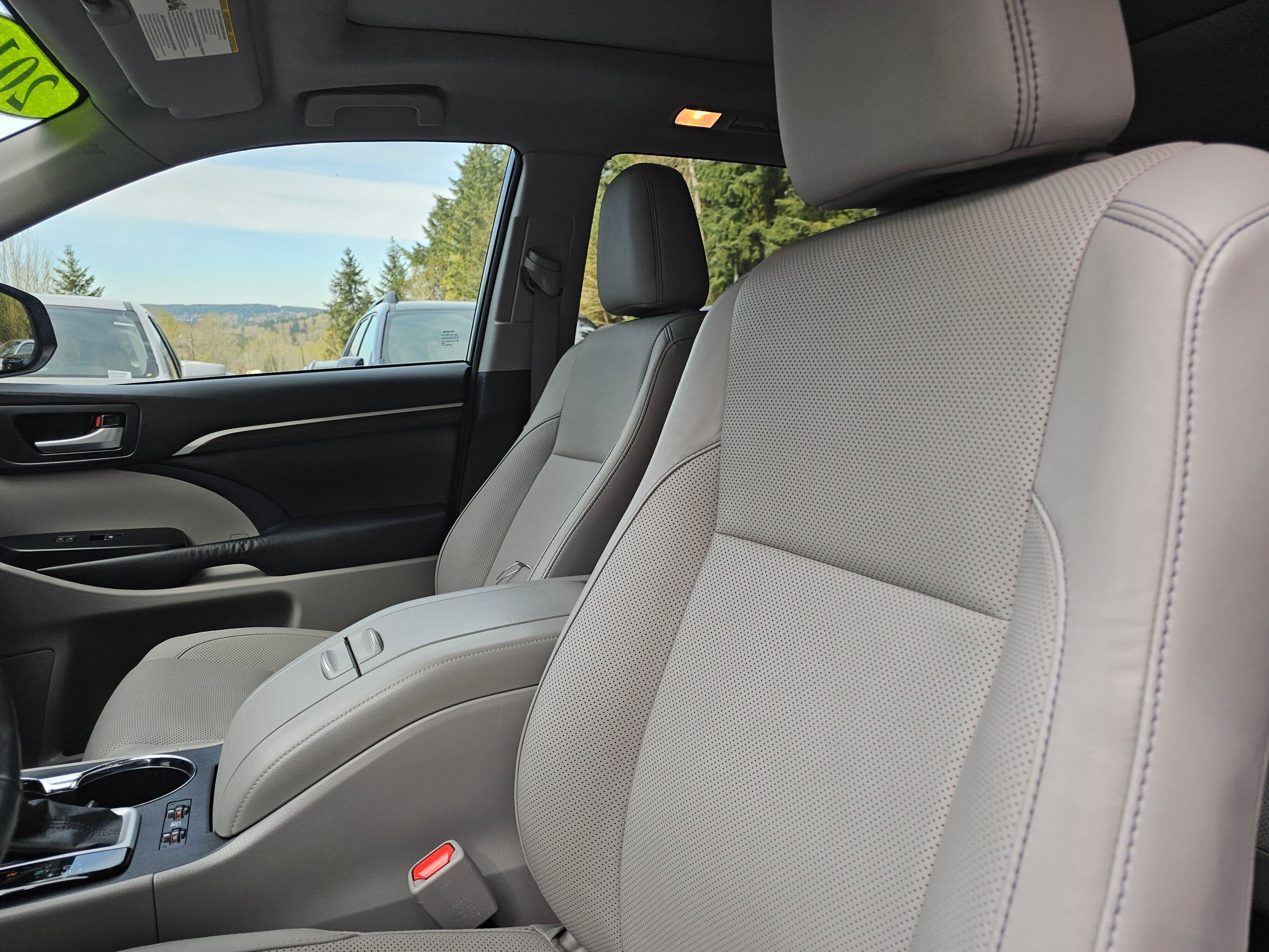 2015 Toyota Highlander Hybrid Limited Platinum