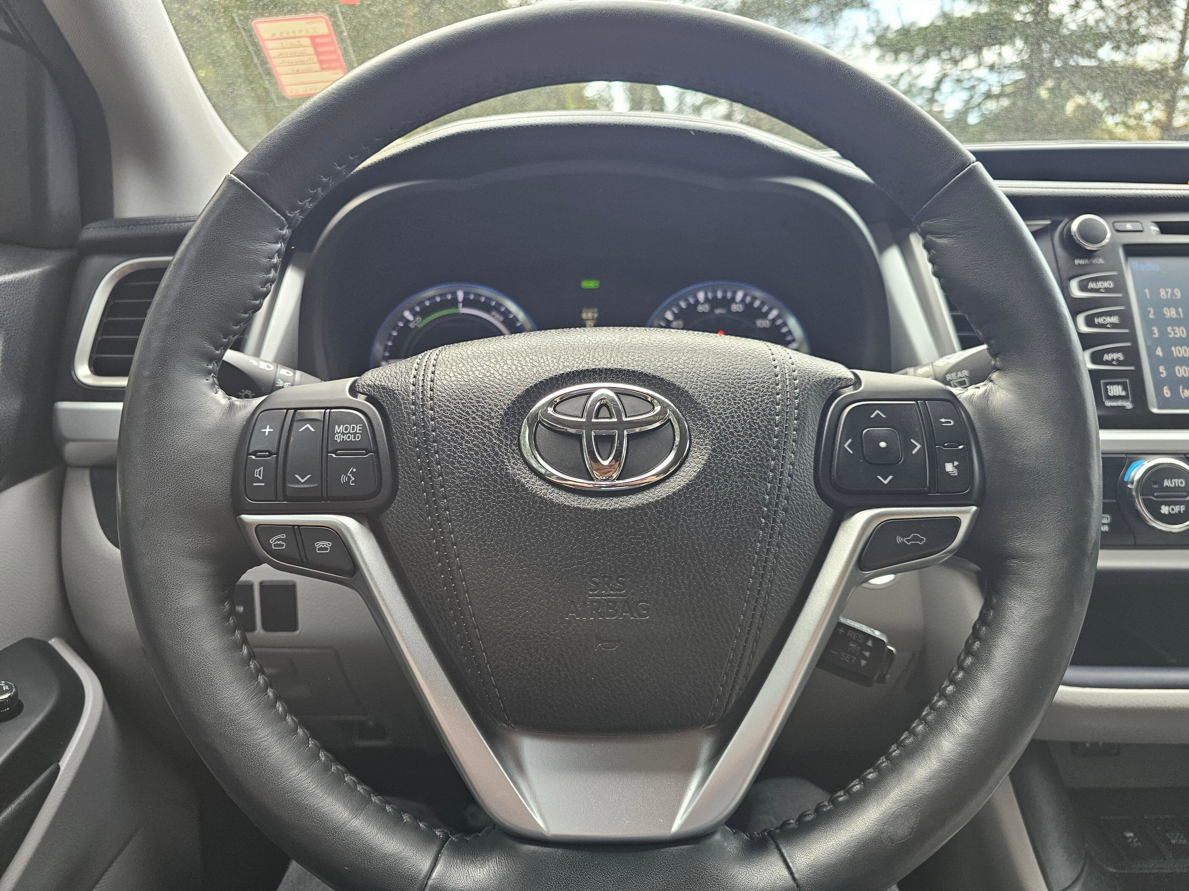 2015 Toyota Highlander Hybrid Limited Platinum