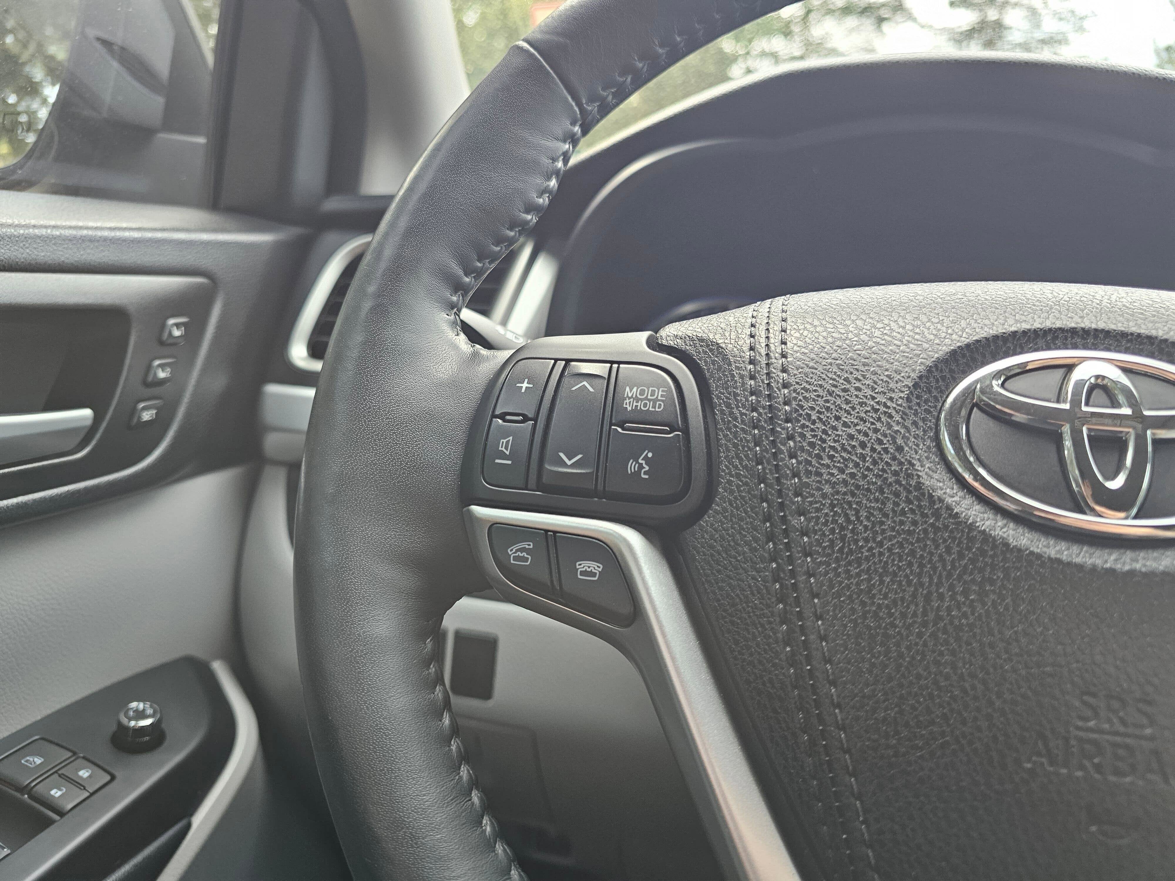 2015 Toyota Highlander Hybrid Limited Platinum