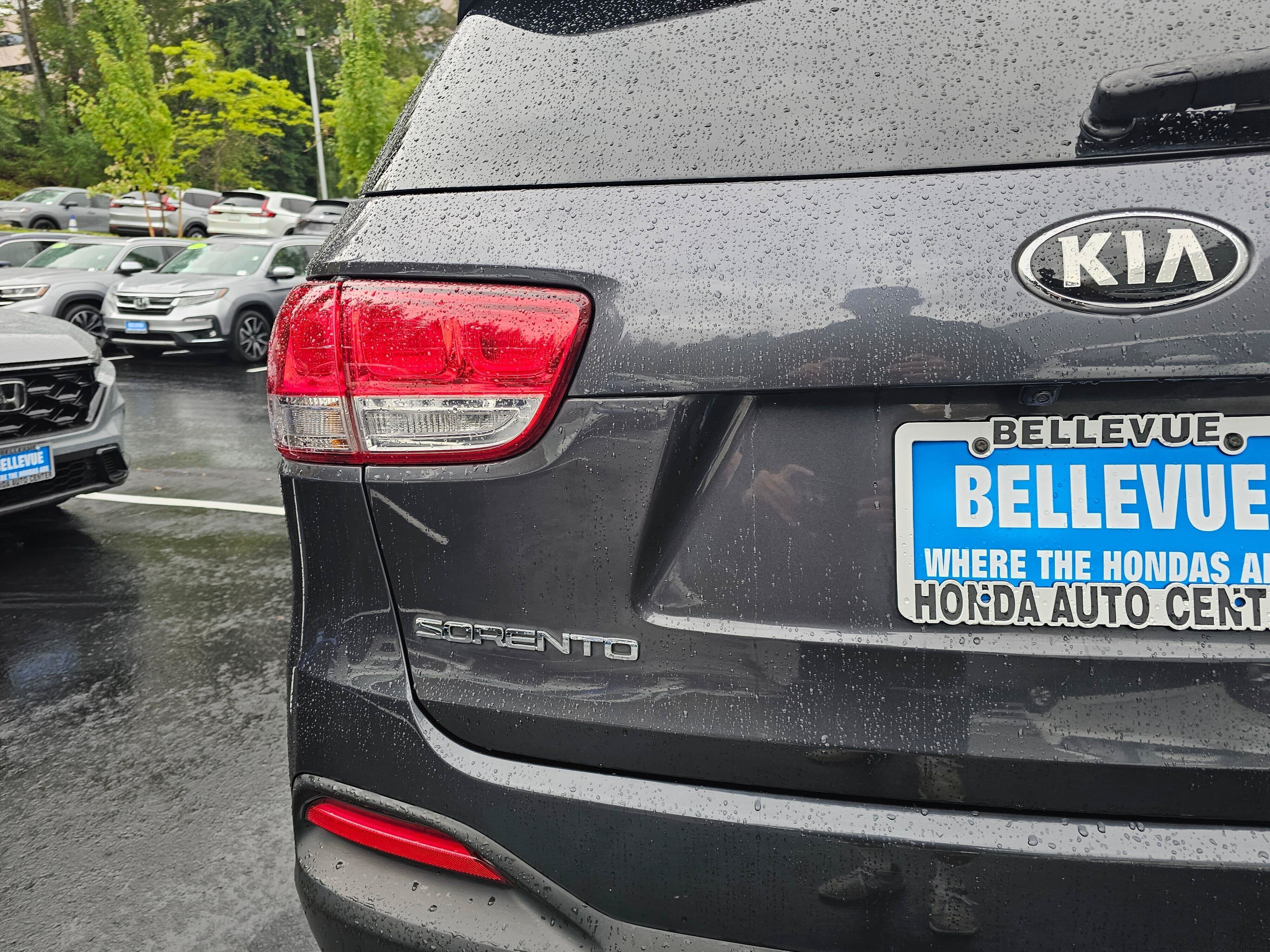 2017 Kia Sorento LX