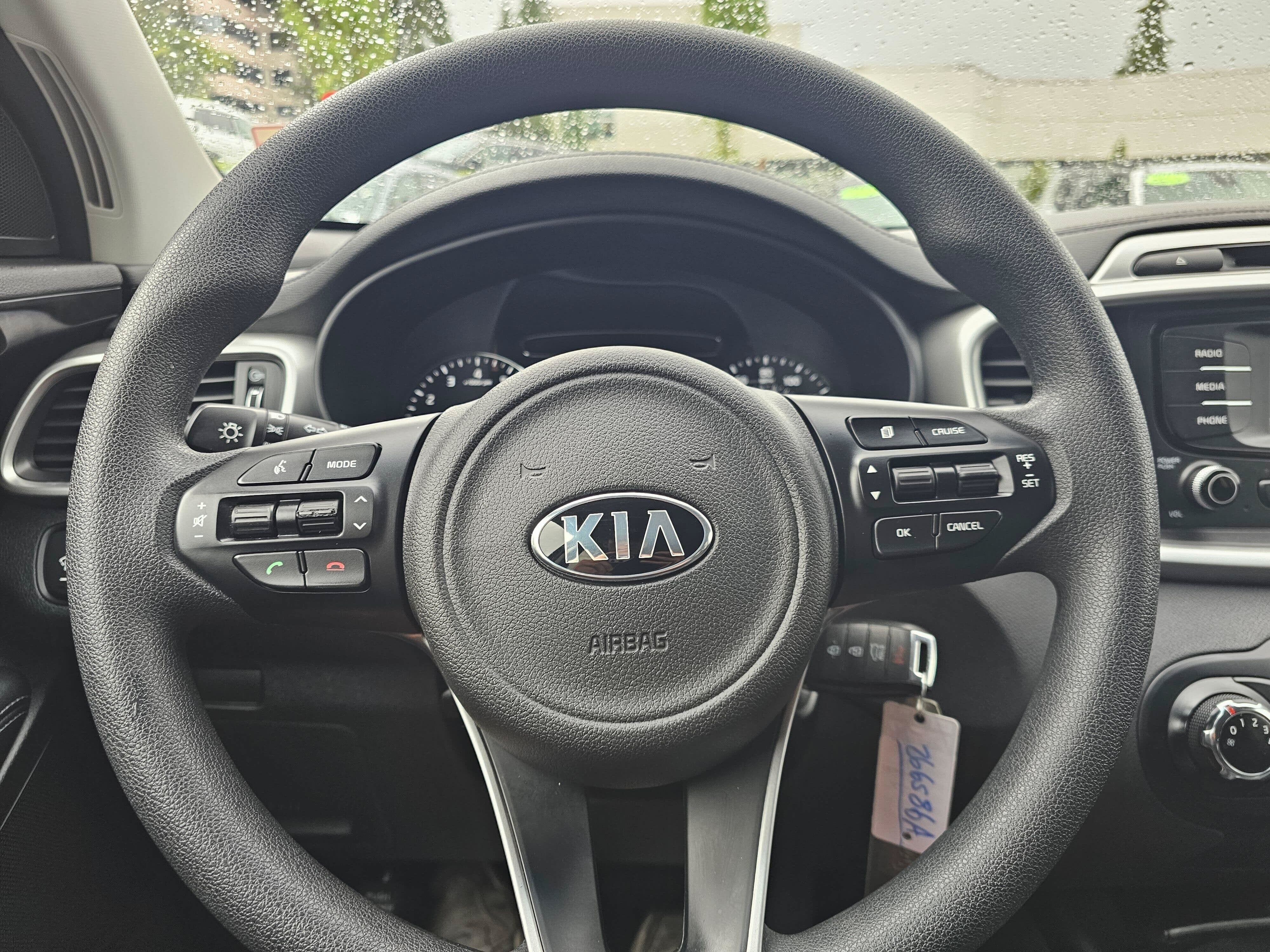 2017 Kia Sorento LX