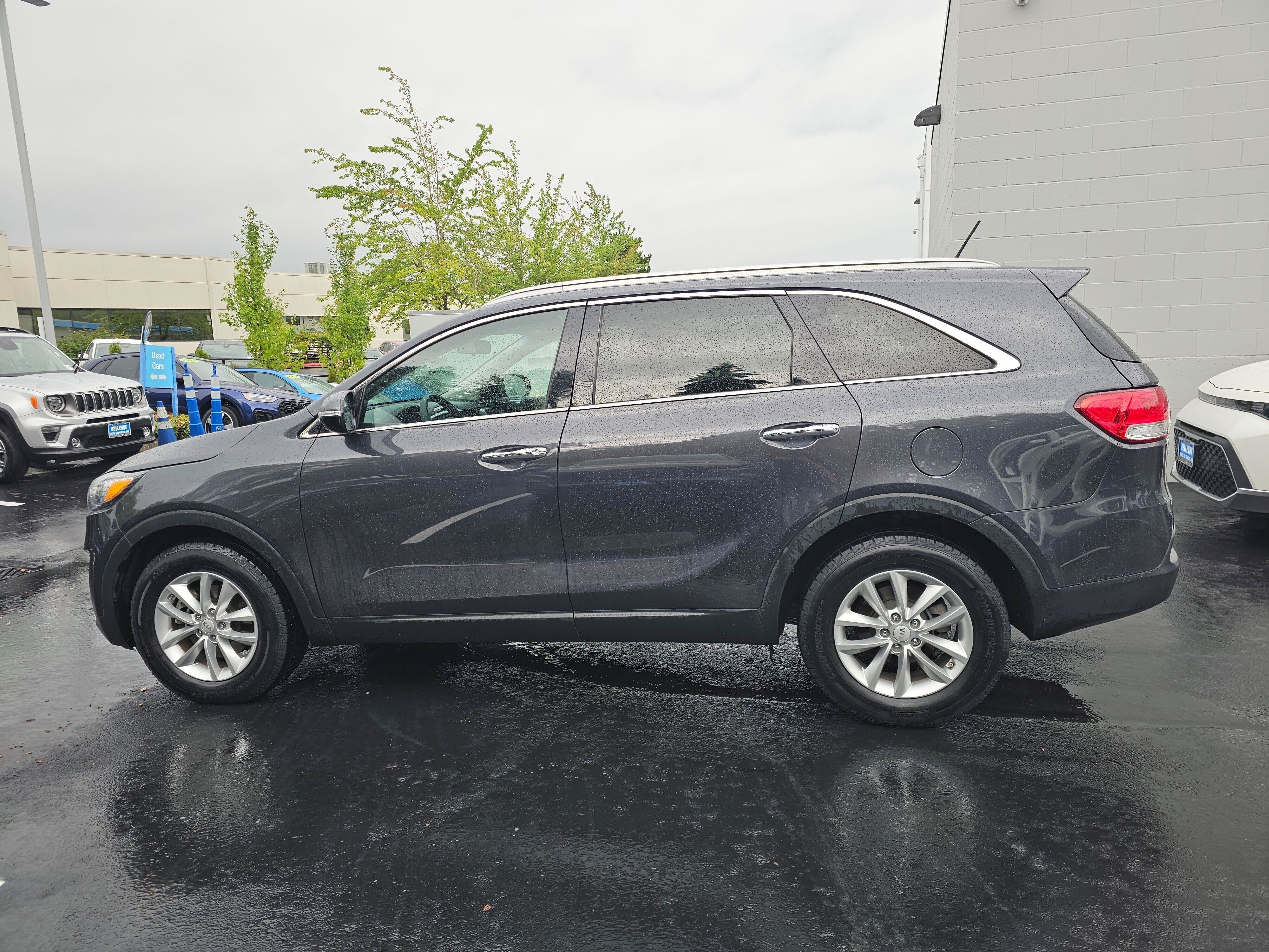 2017 Kia Sorento LX