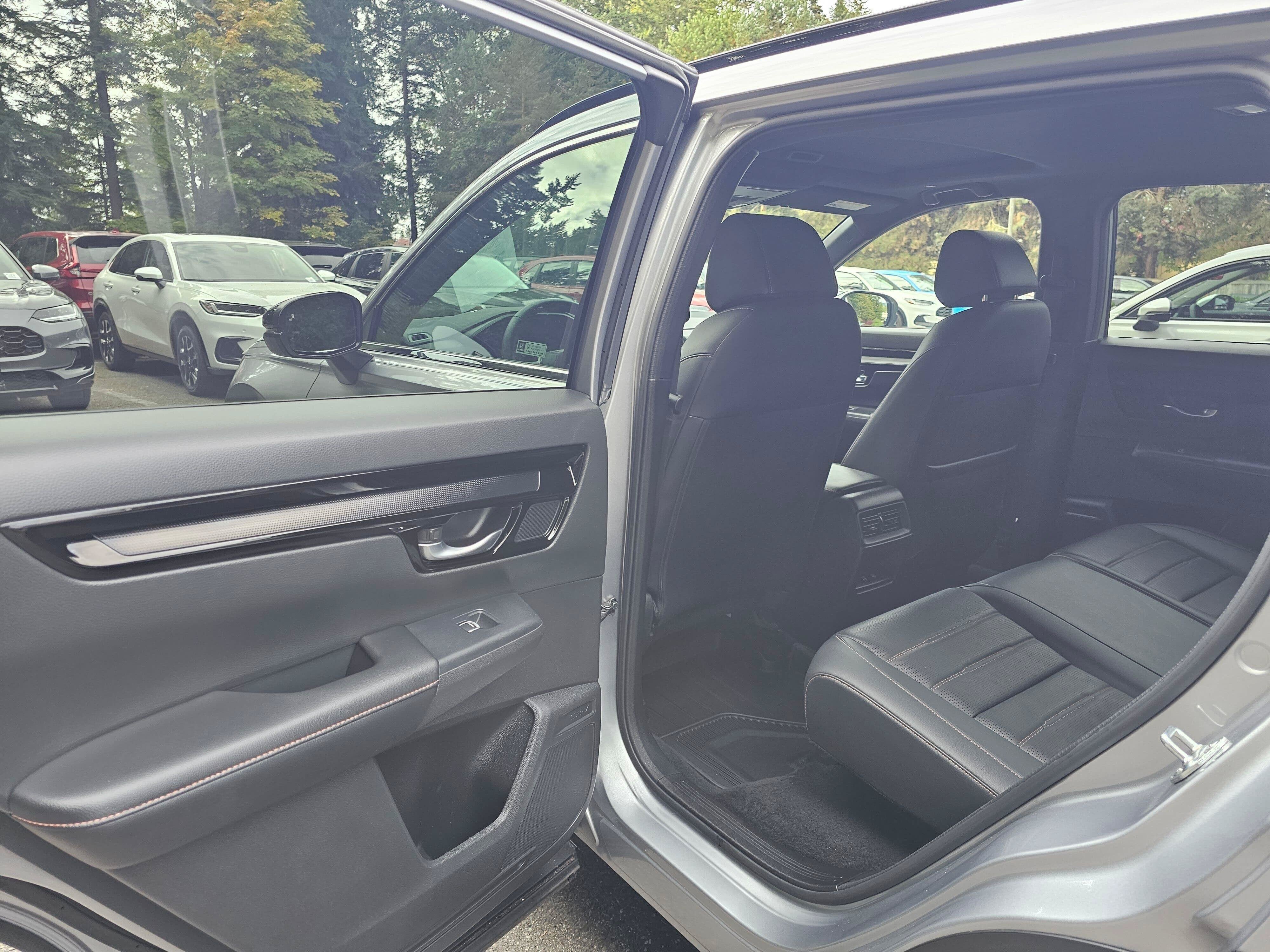 2024 Honda CR-V Sport Touring - Photo 18
