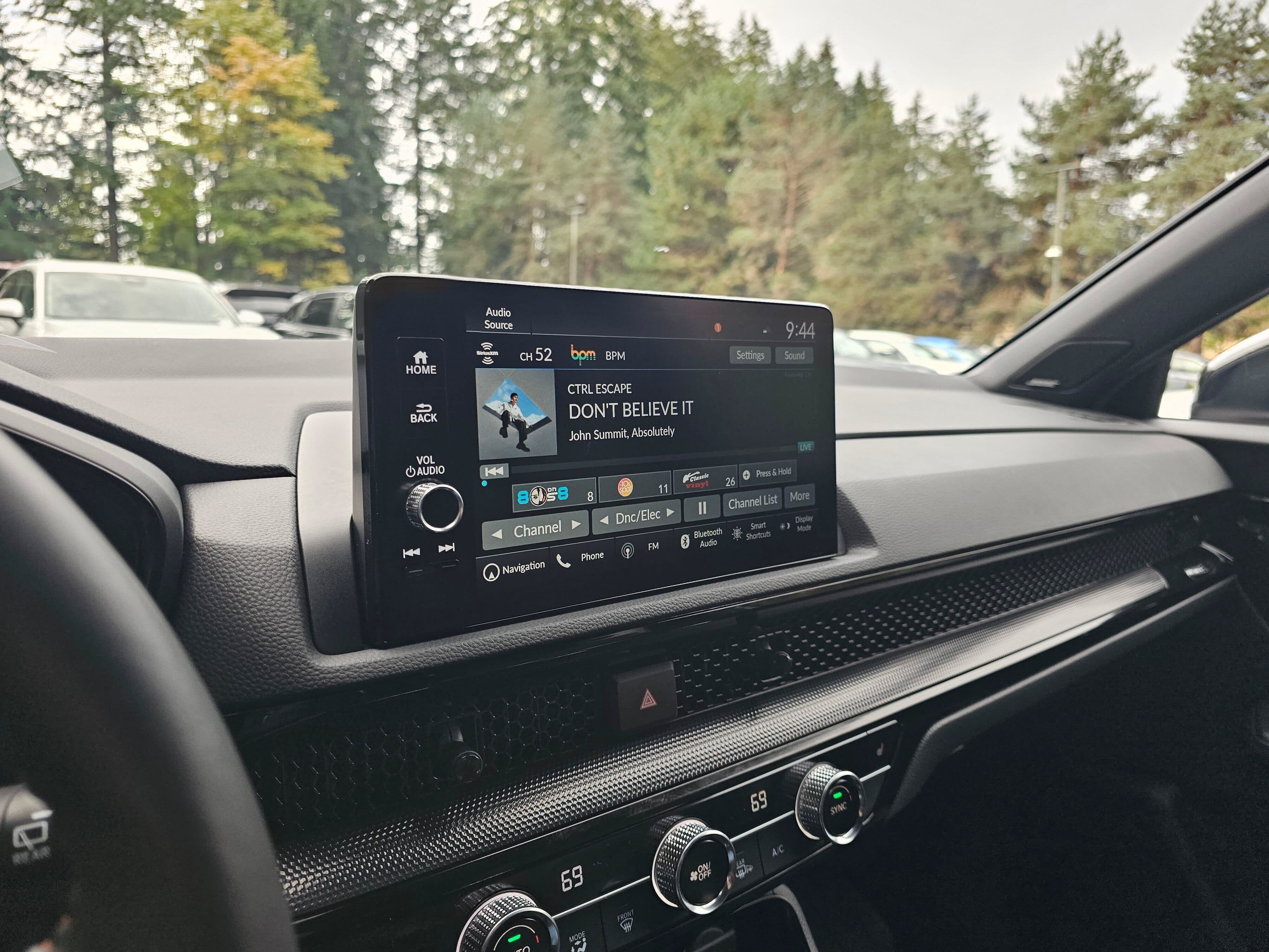 2024 Honda CR-V Sport Touring - Photo 25